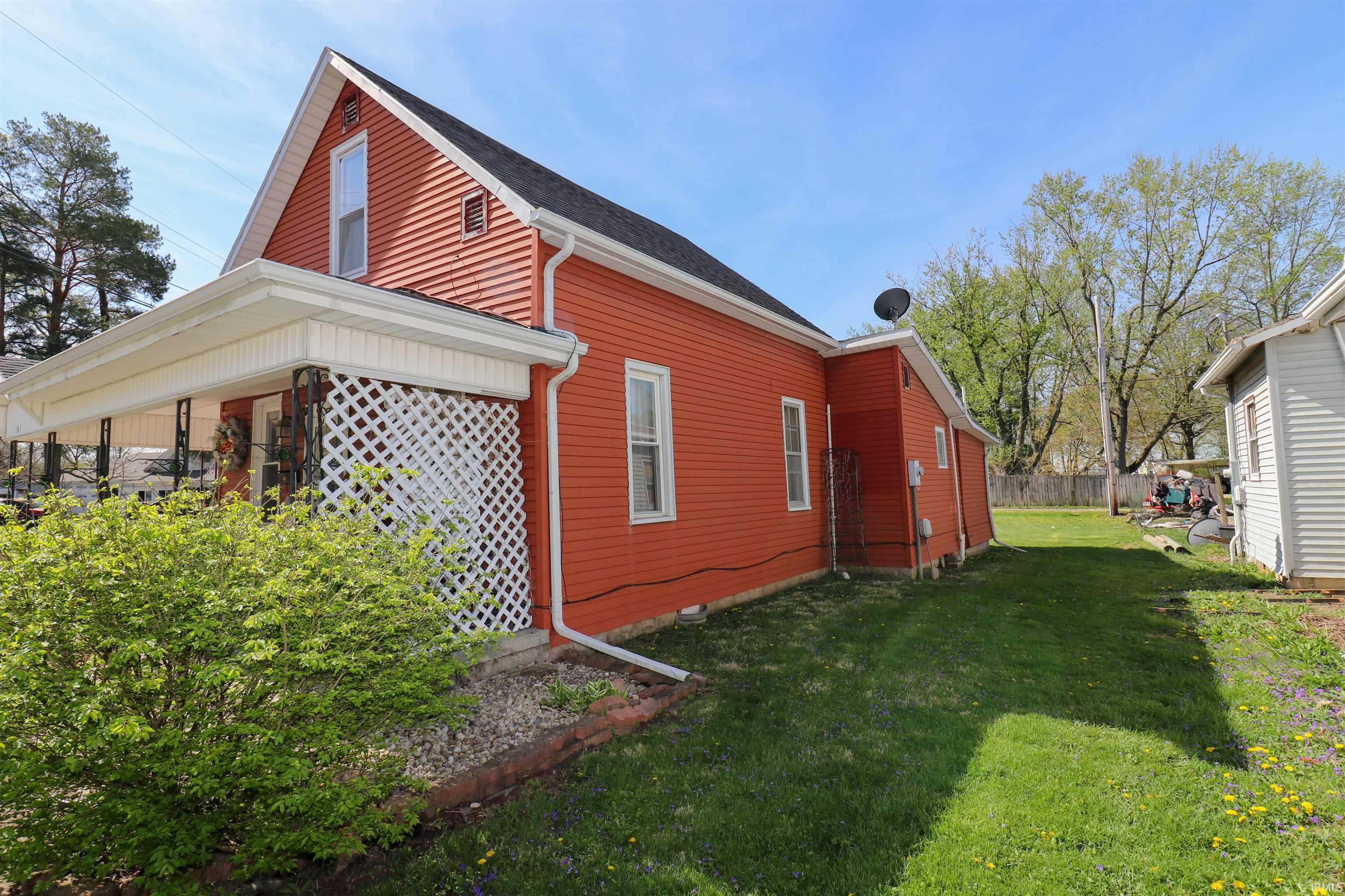 Homes for sale in Dunkirk, IN | 161 Orange Ave, Dunkirk, IN 47336 | MLS# 202515034