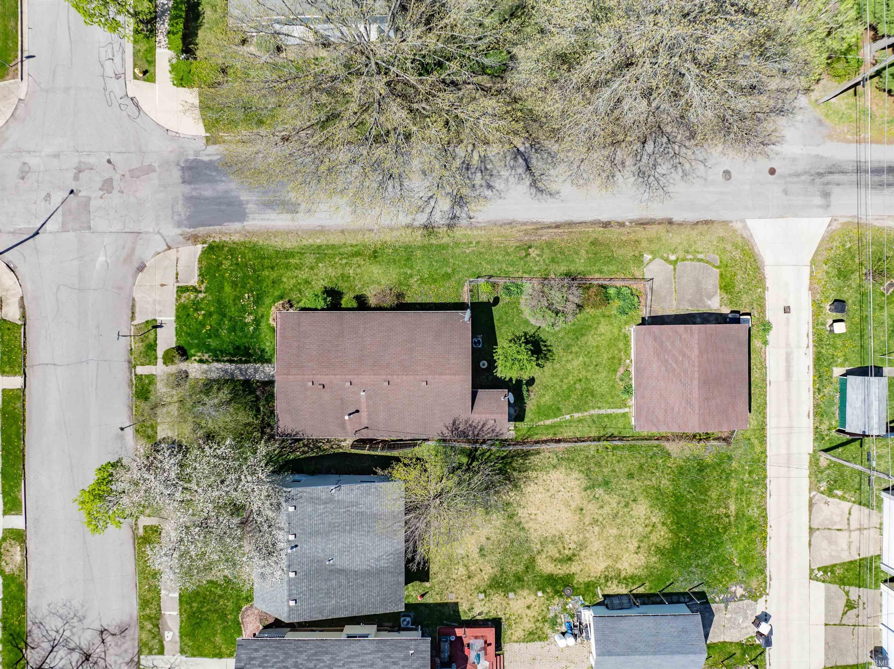 Photo 6 of 2601 Lynn Avenue