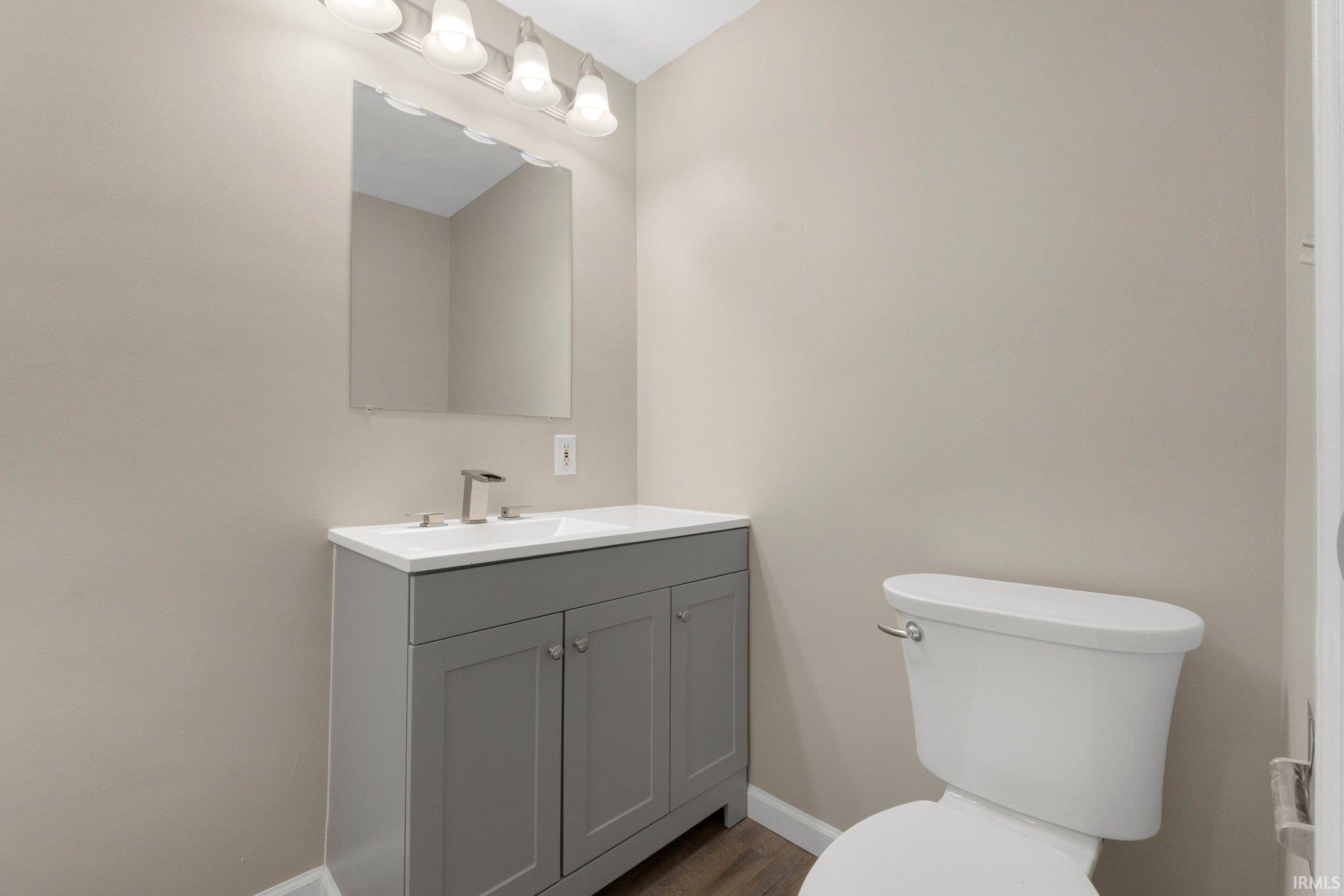Photo 15 of 2208 Gillmore Drive