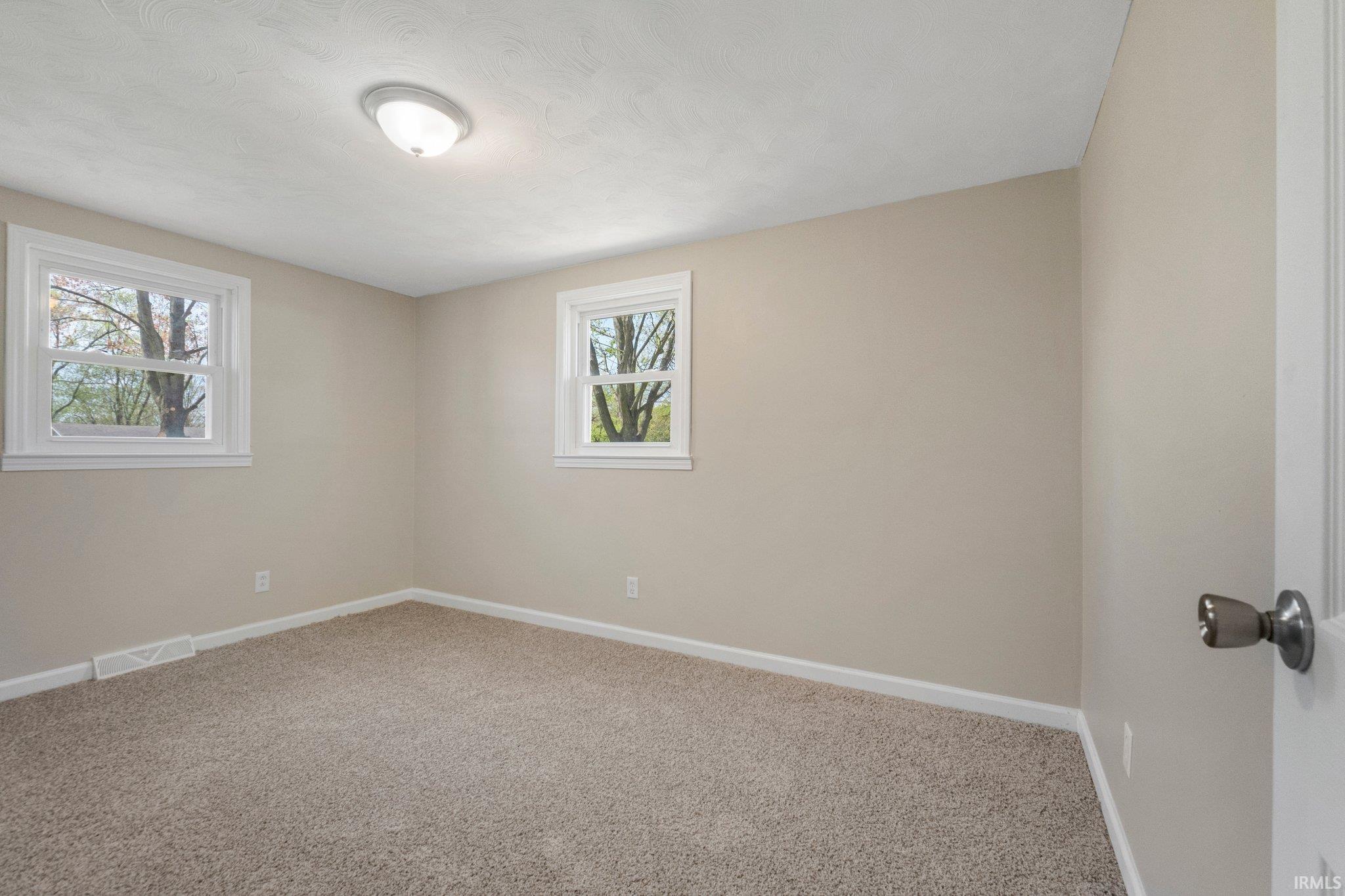 Photo 16 of 2208 Gillmore Drive