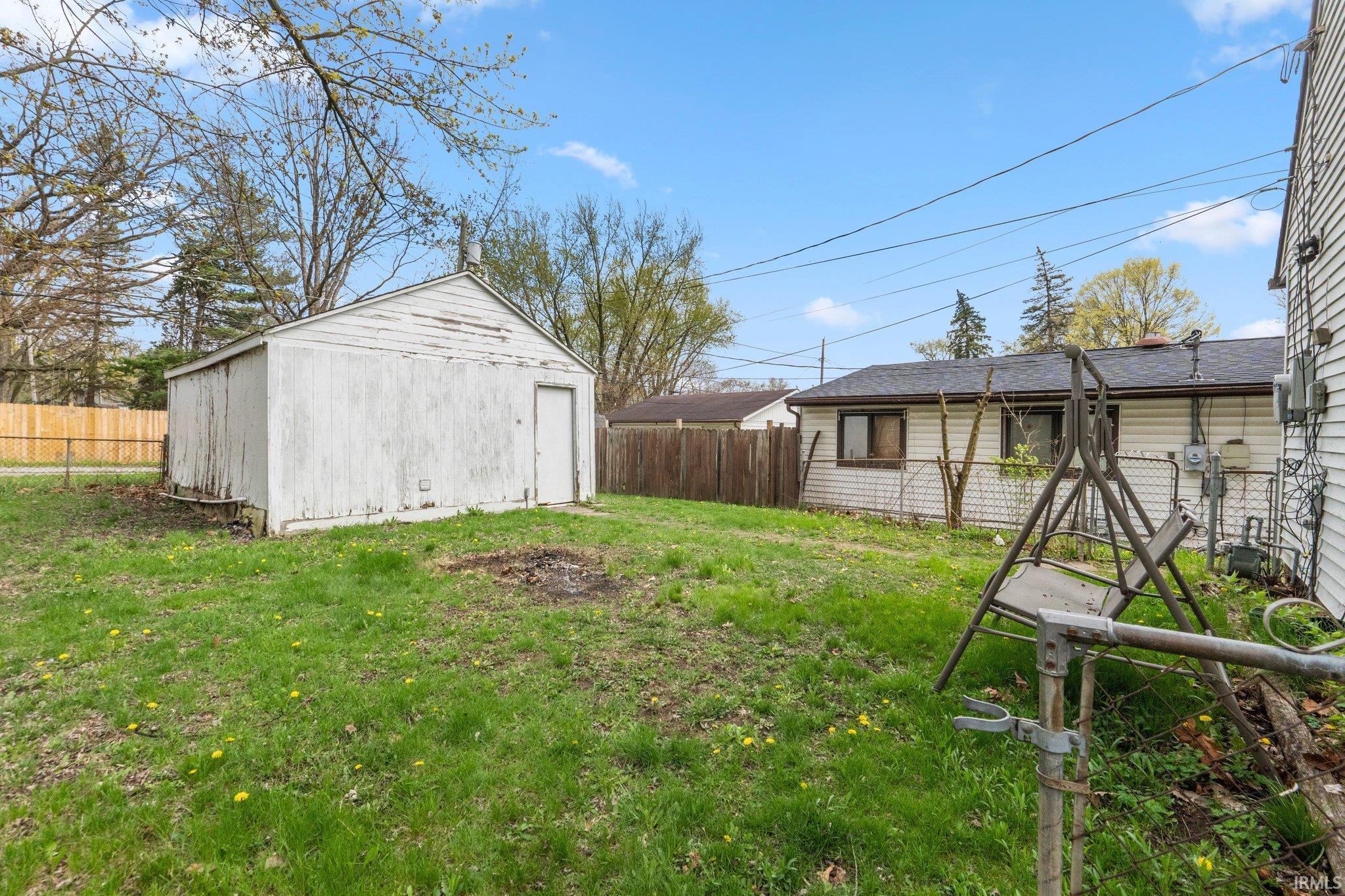 Photo 25 of 5109 Hoagland Avenue