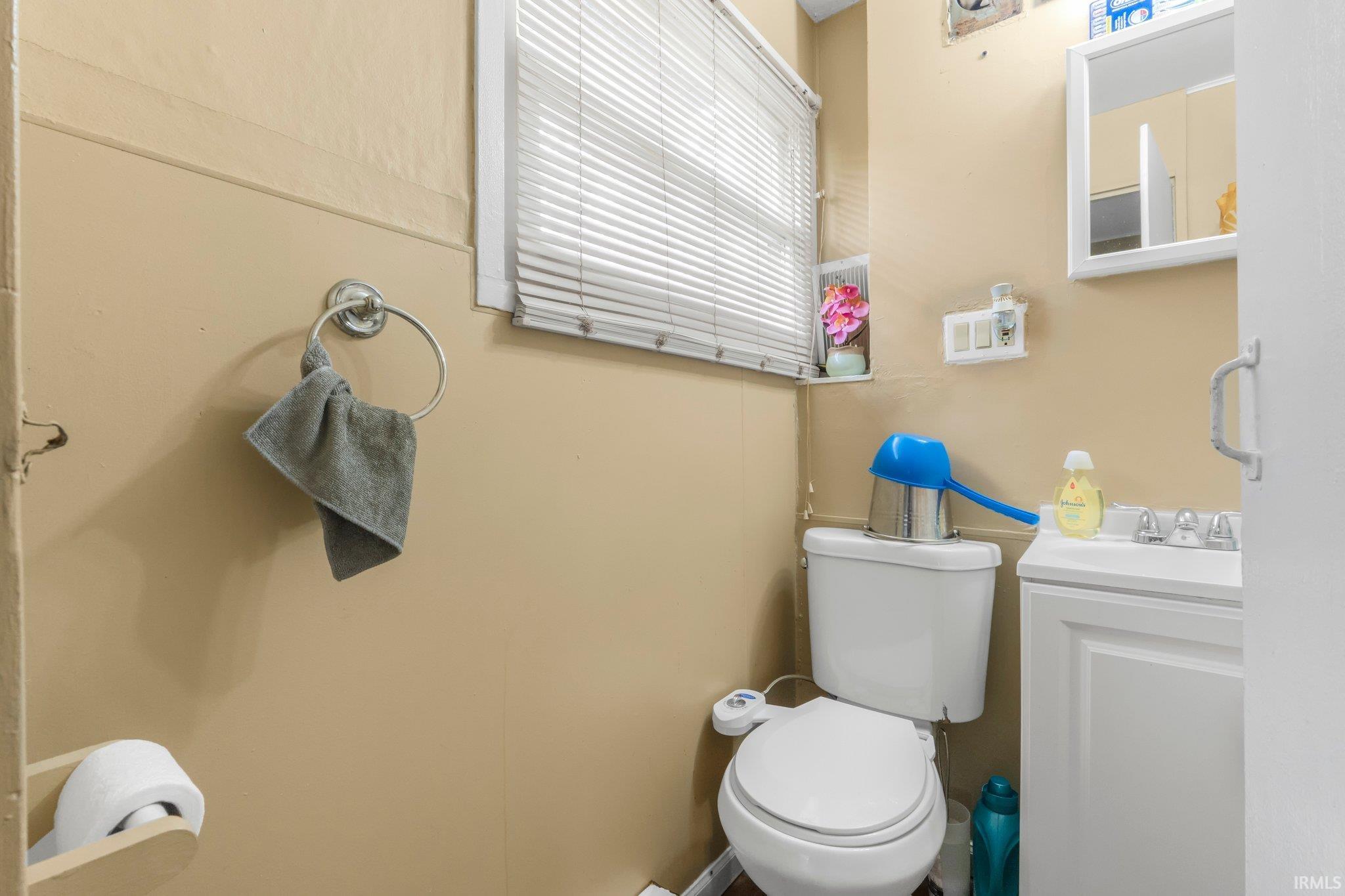 Photo 6 of 5109 Hoagland Avenue