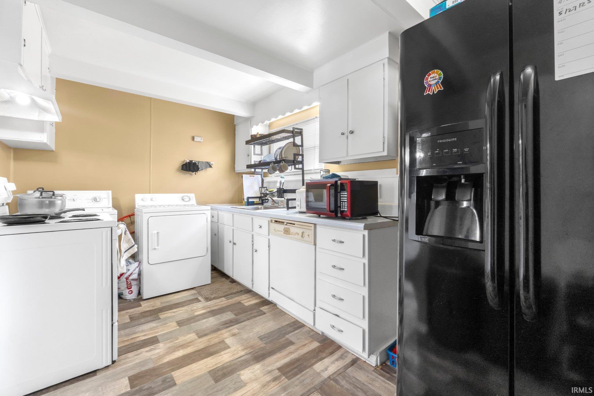 Photo 9 of 5109 Hoagland Avenue