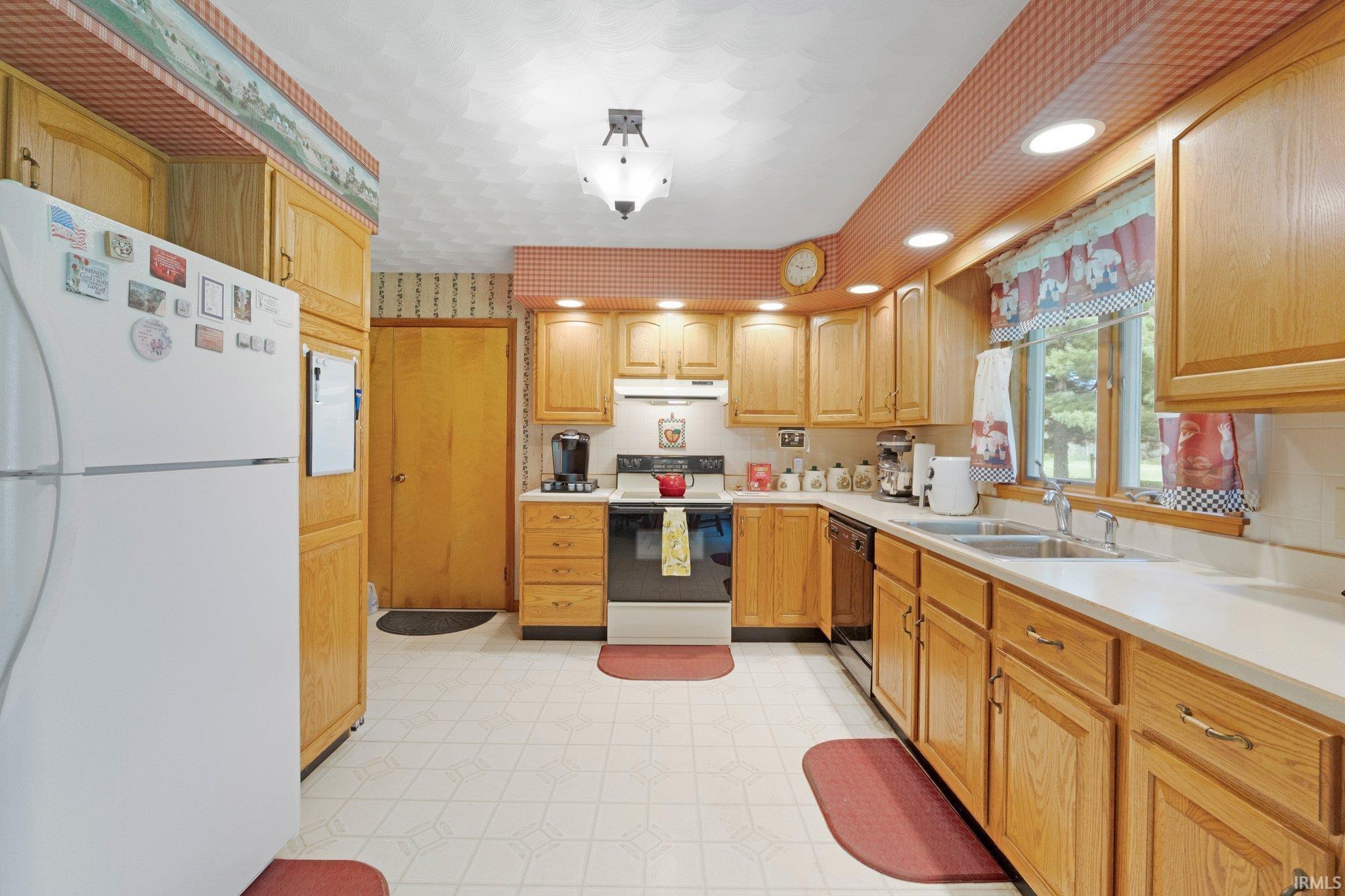 Photo 15 of 2326 E 1050 S