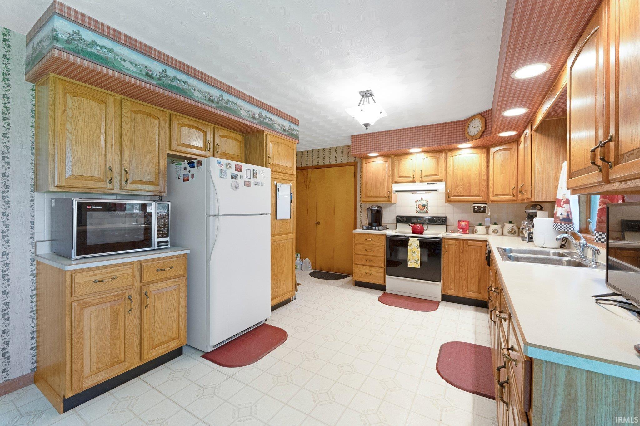 Photo 16 of 2326 E 1050 S