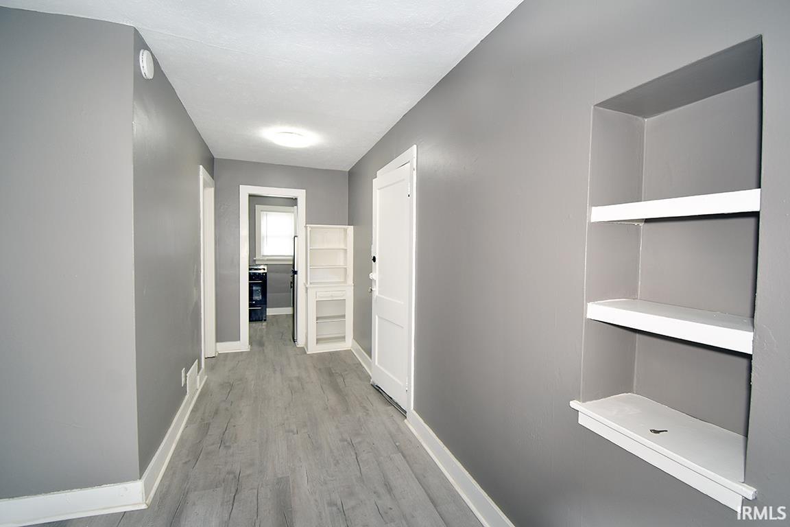 Photo 9 of 308 E Madison Street