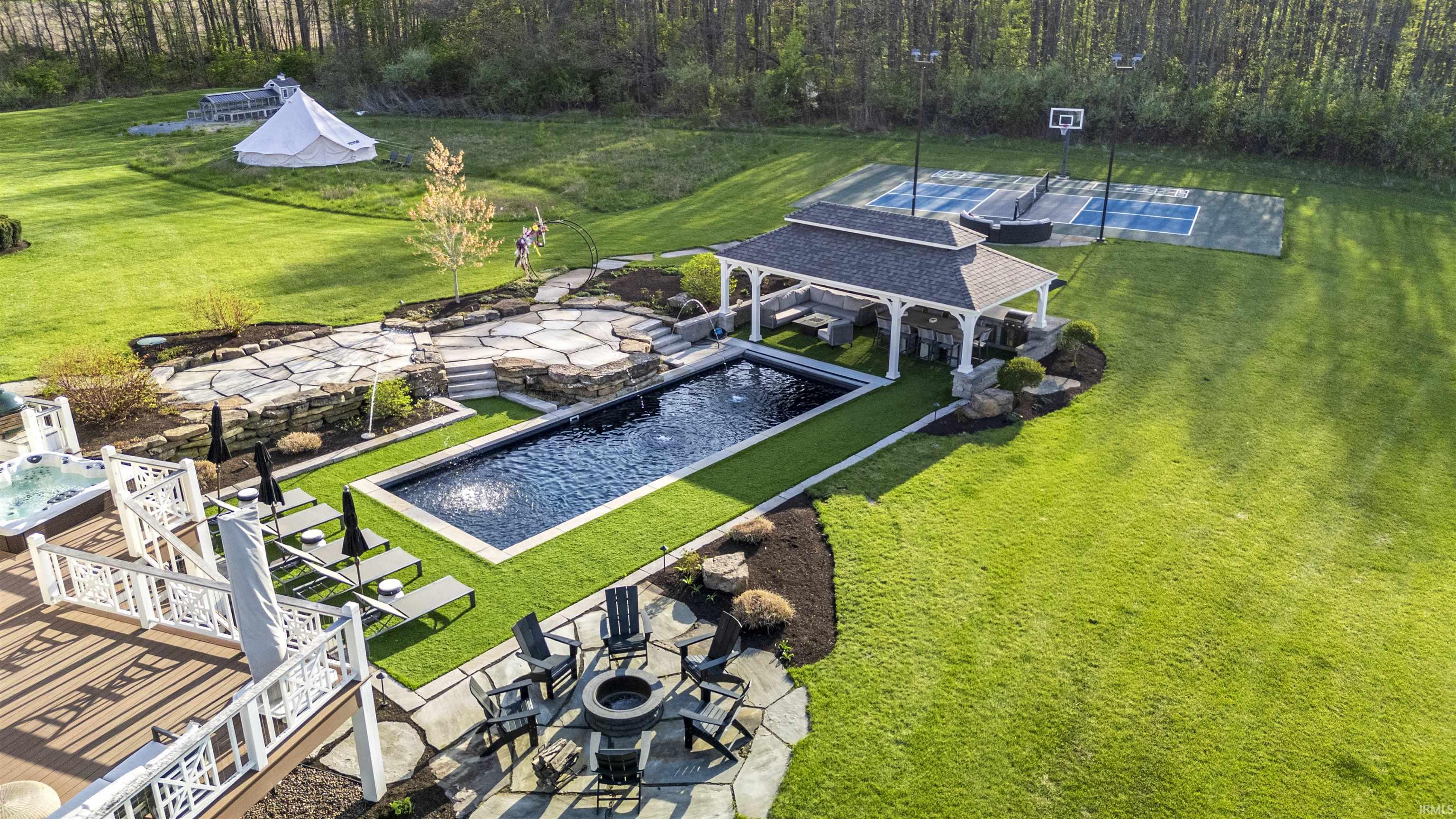 Photo 3 of 13341 Leesburg Road