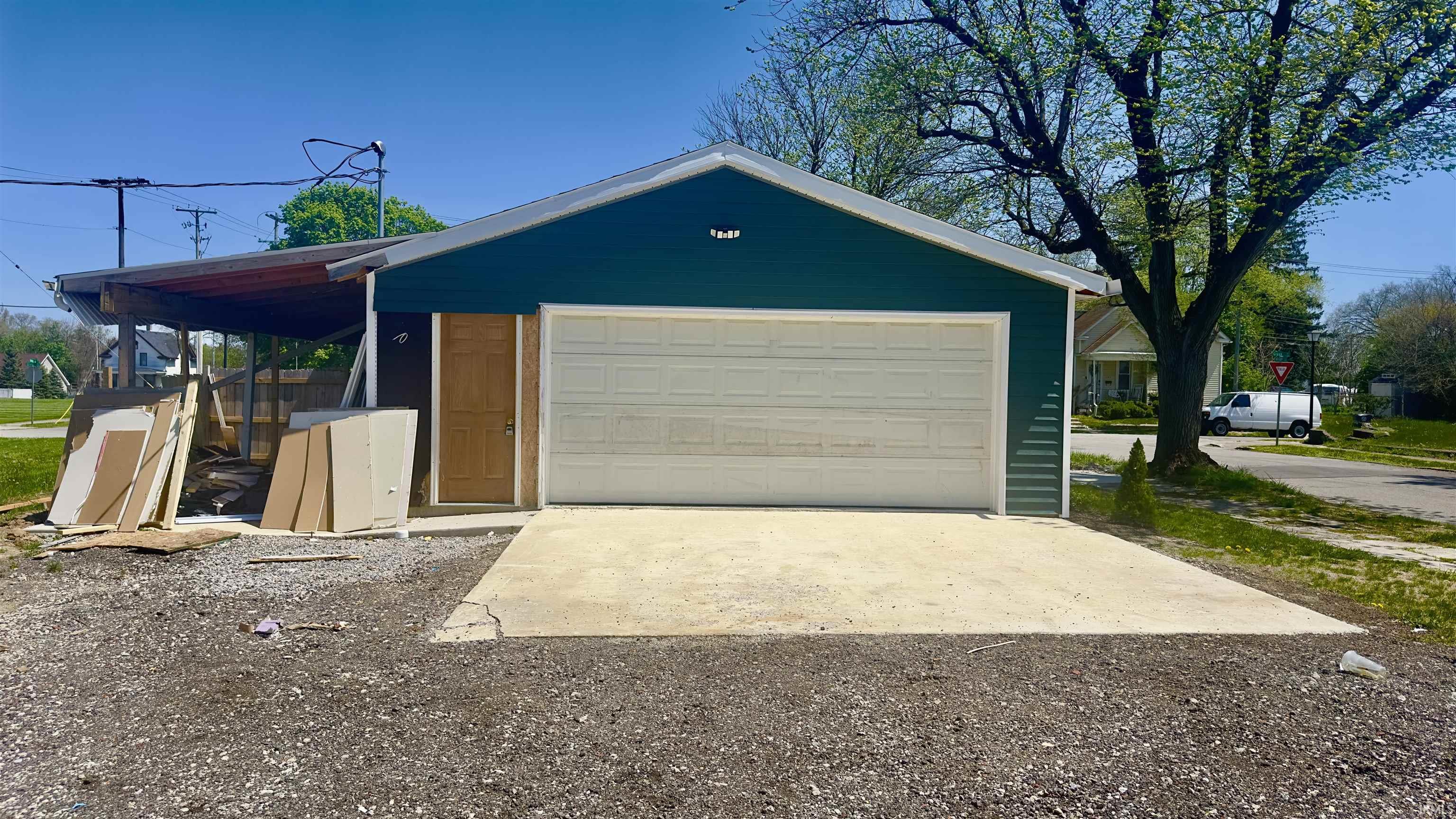 Photo 2 of 1242 Grant Avenue