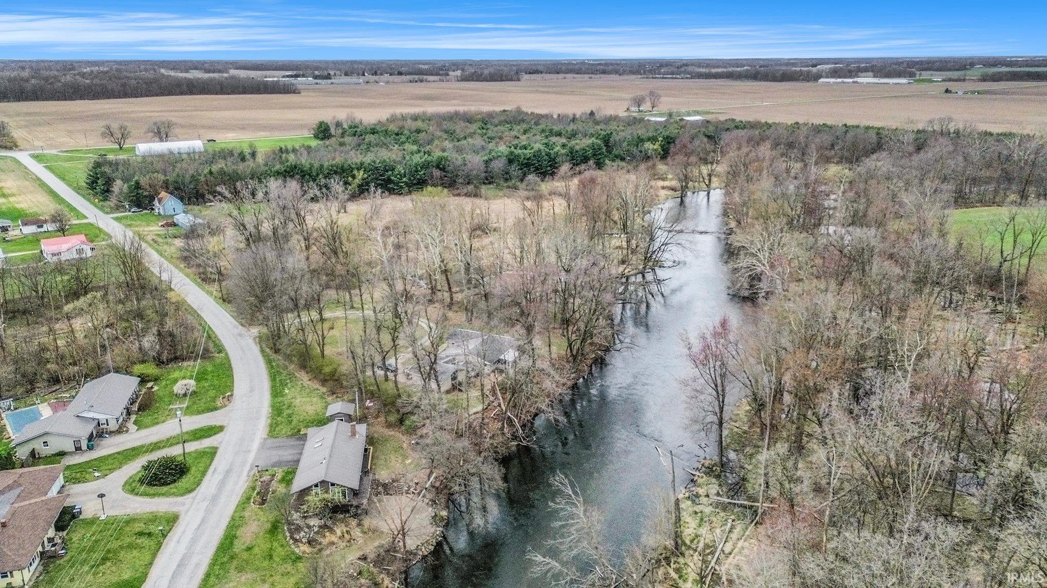 Photo 28 of 279 N Parks Schram Road