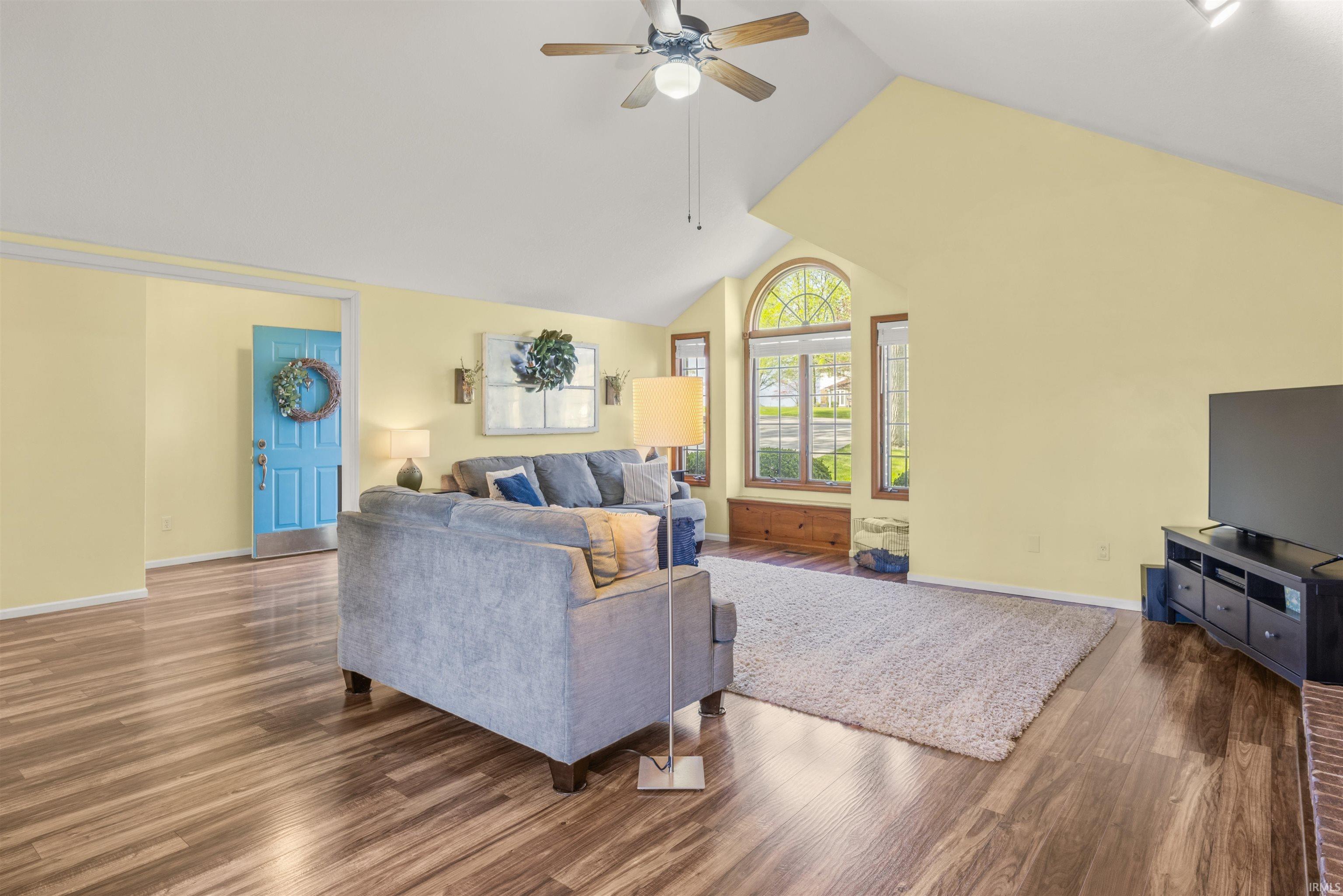 Photo 5 of 1100 E Wildwood Drive