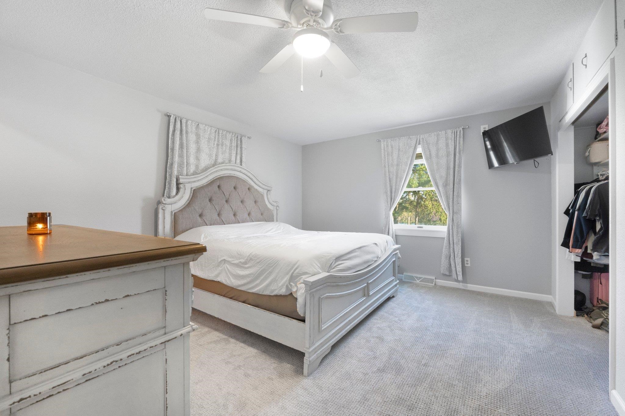 Photo 12 of 5490 W Orland Road