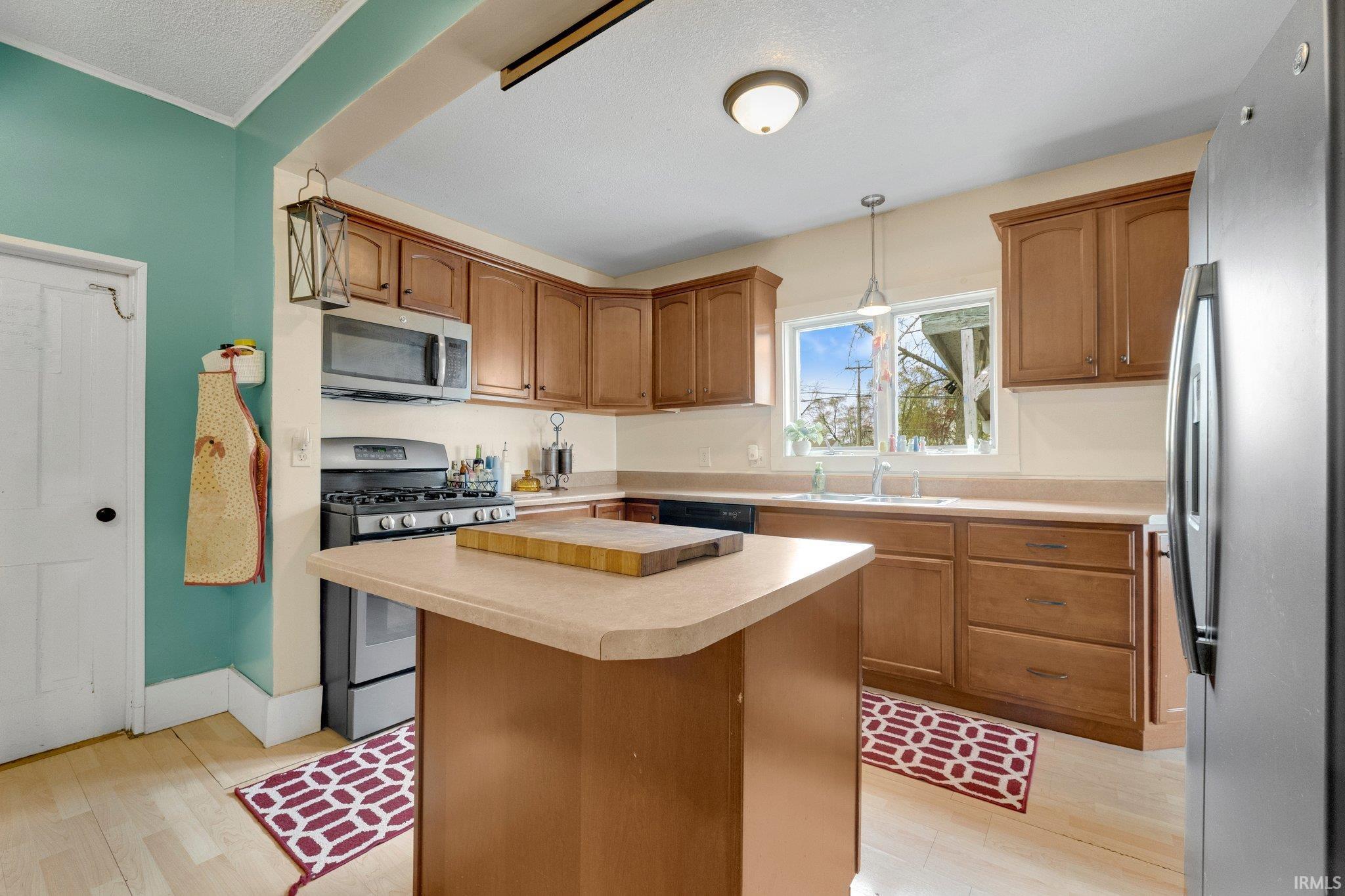 Photo 13 of 1605 E Clark Street