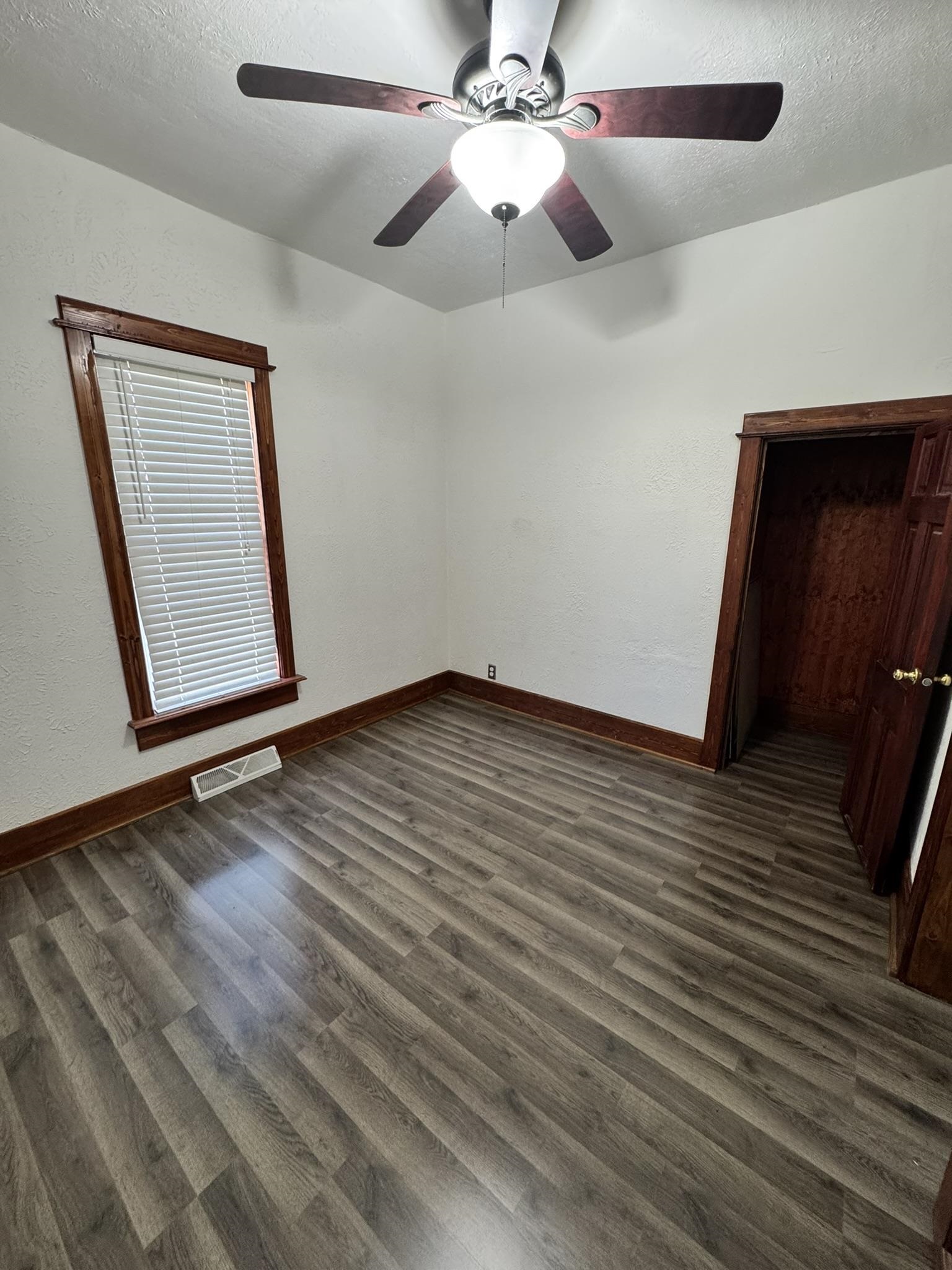 Photo 4 of 238 Alfred Street