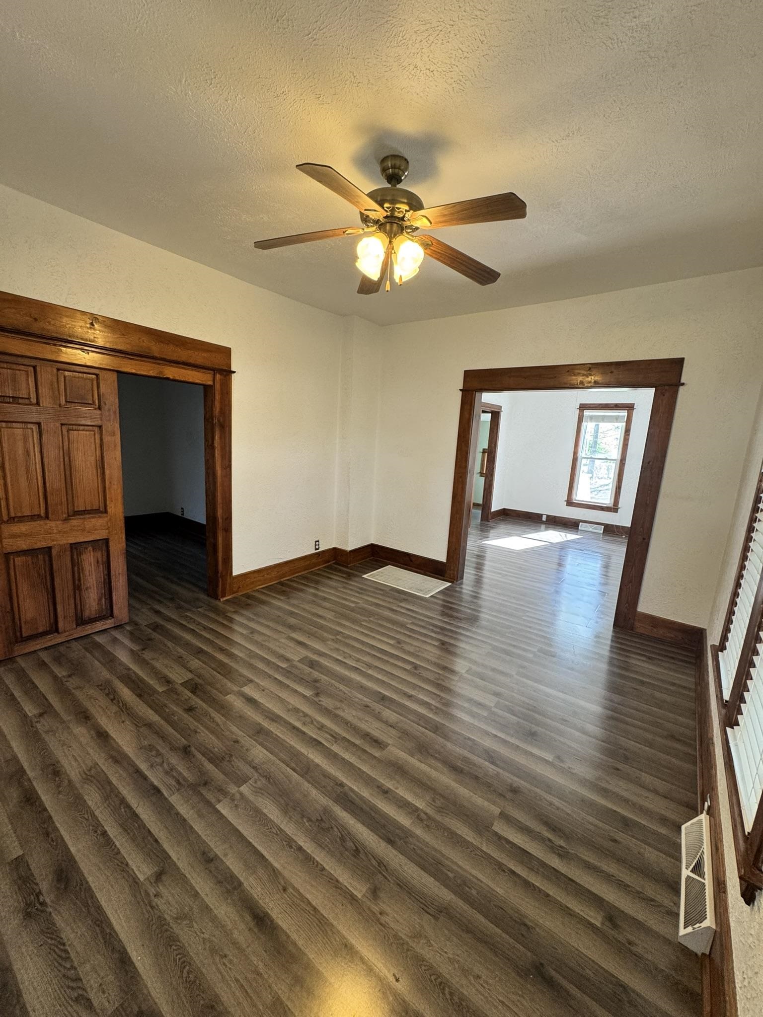 Photo 5 of 238 Alfred Street