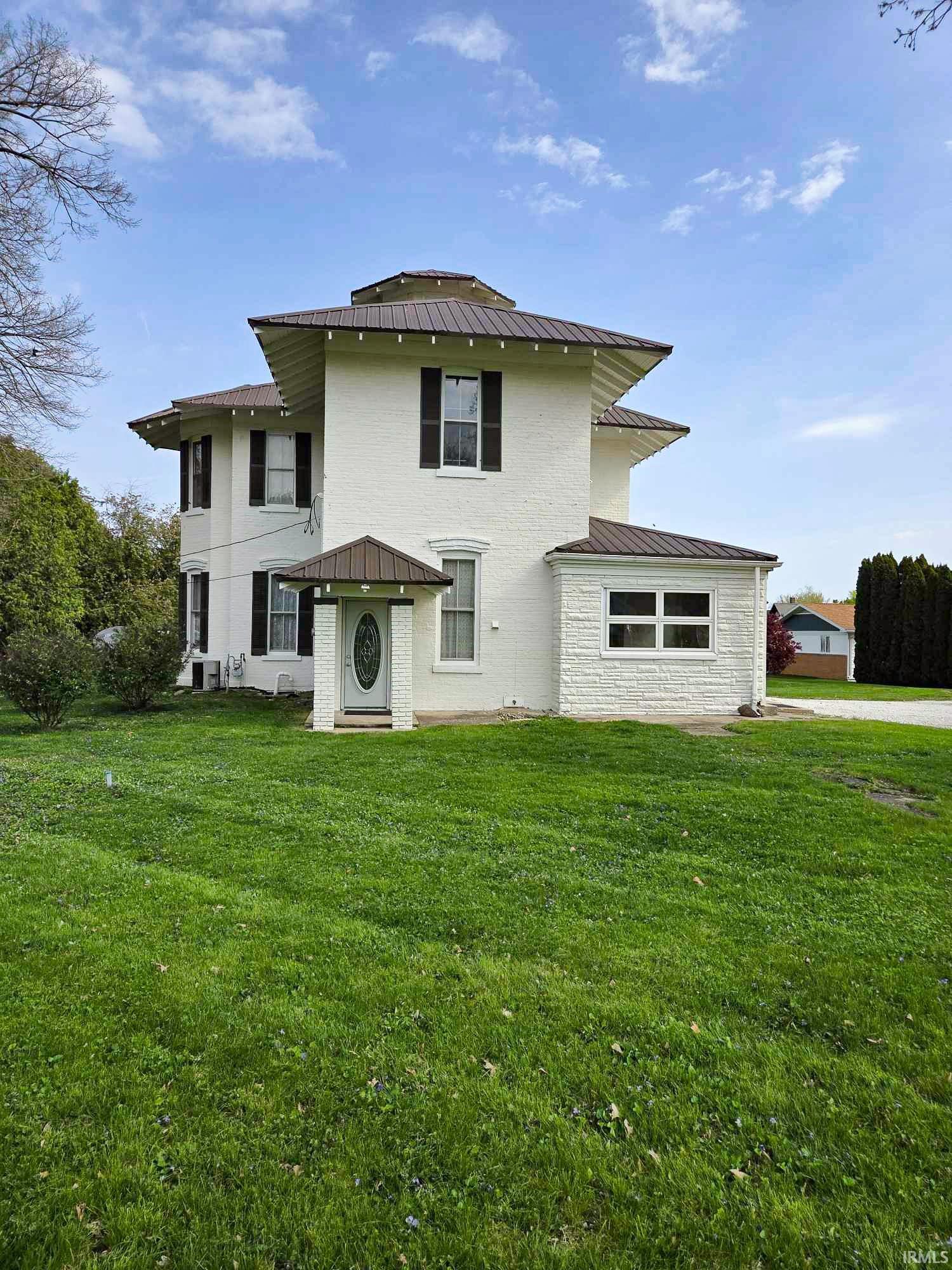 Homes for sale in Fowler, IN | 1106 E 5Th St, Fowler, IN 47944 | MLS# 202515740