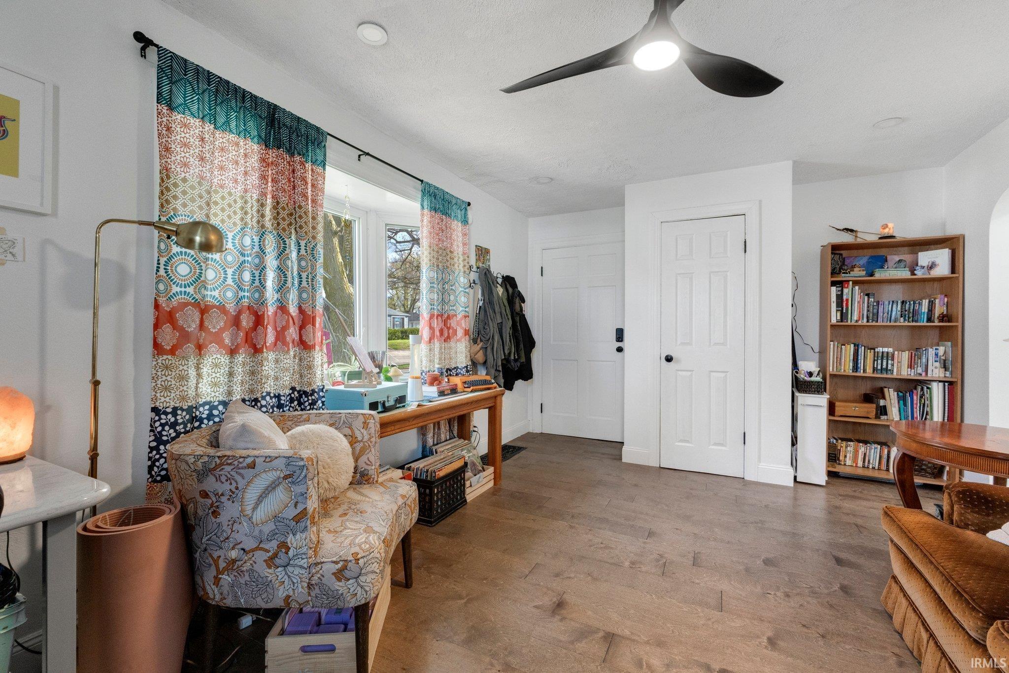 Photo 5 of 2819 Witchwood Drive