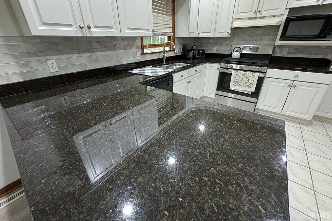 Photo 9 of 5 Shore Manor Drive