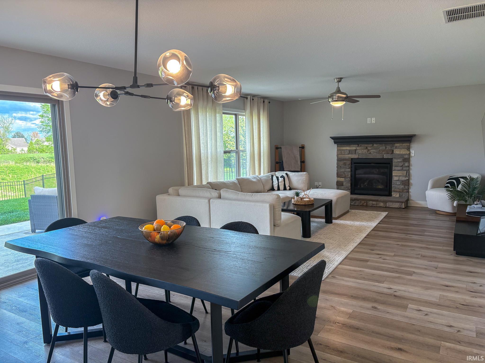 Photo 11 of 1286 Lone Oak Boulevard