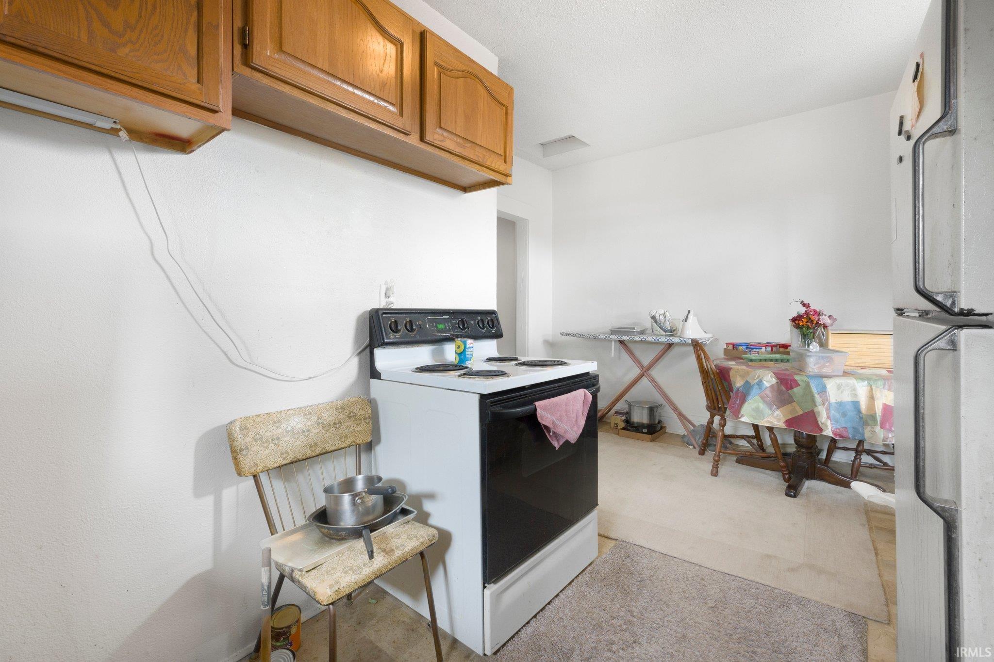 Photo 6 of 320 Brandriff Street