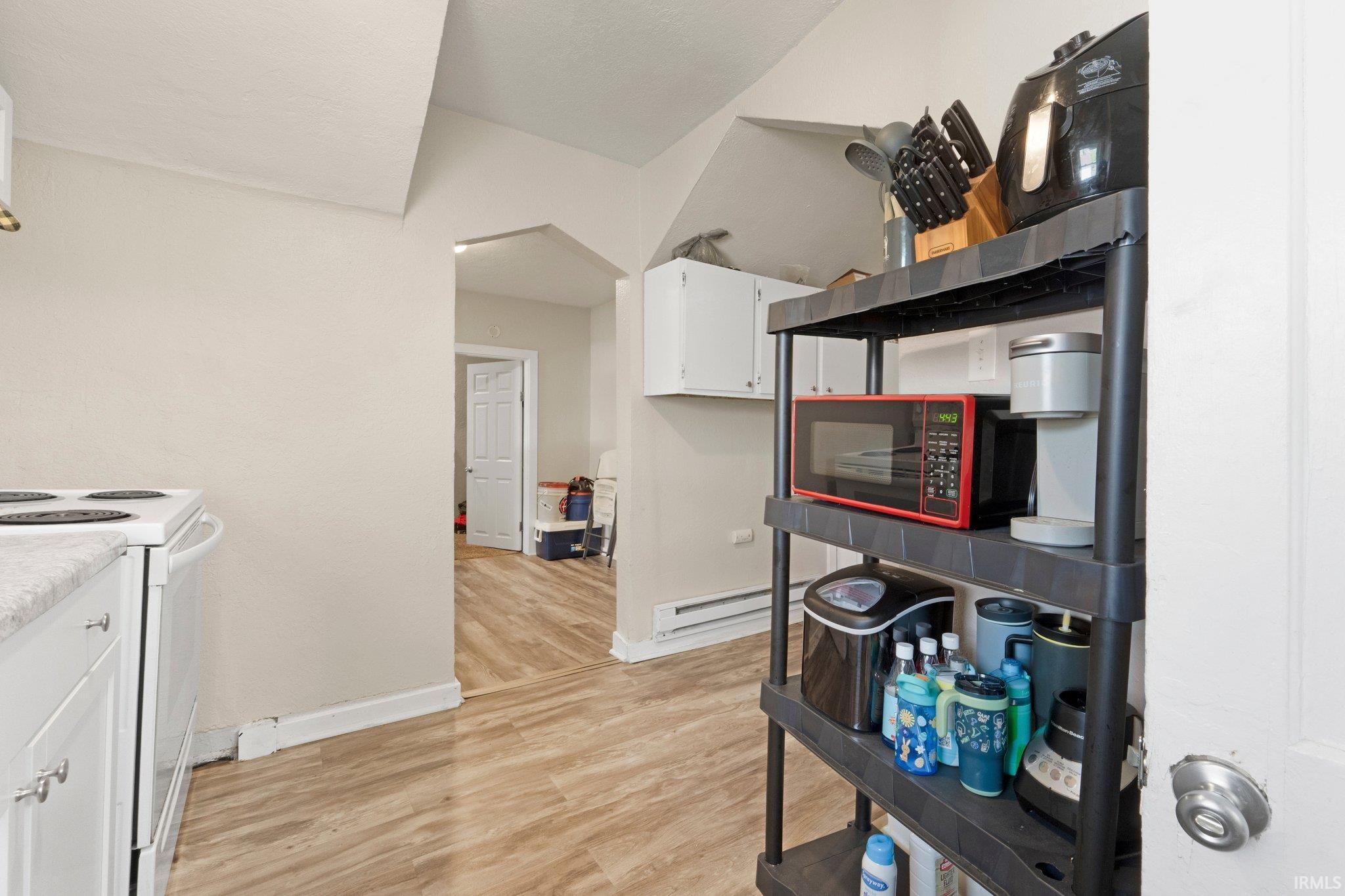 Photo 15 of 307 W Williams Street