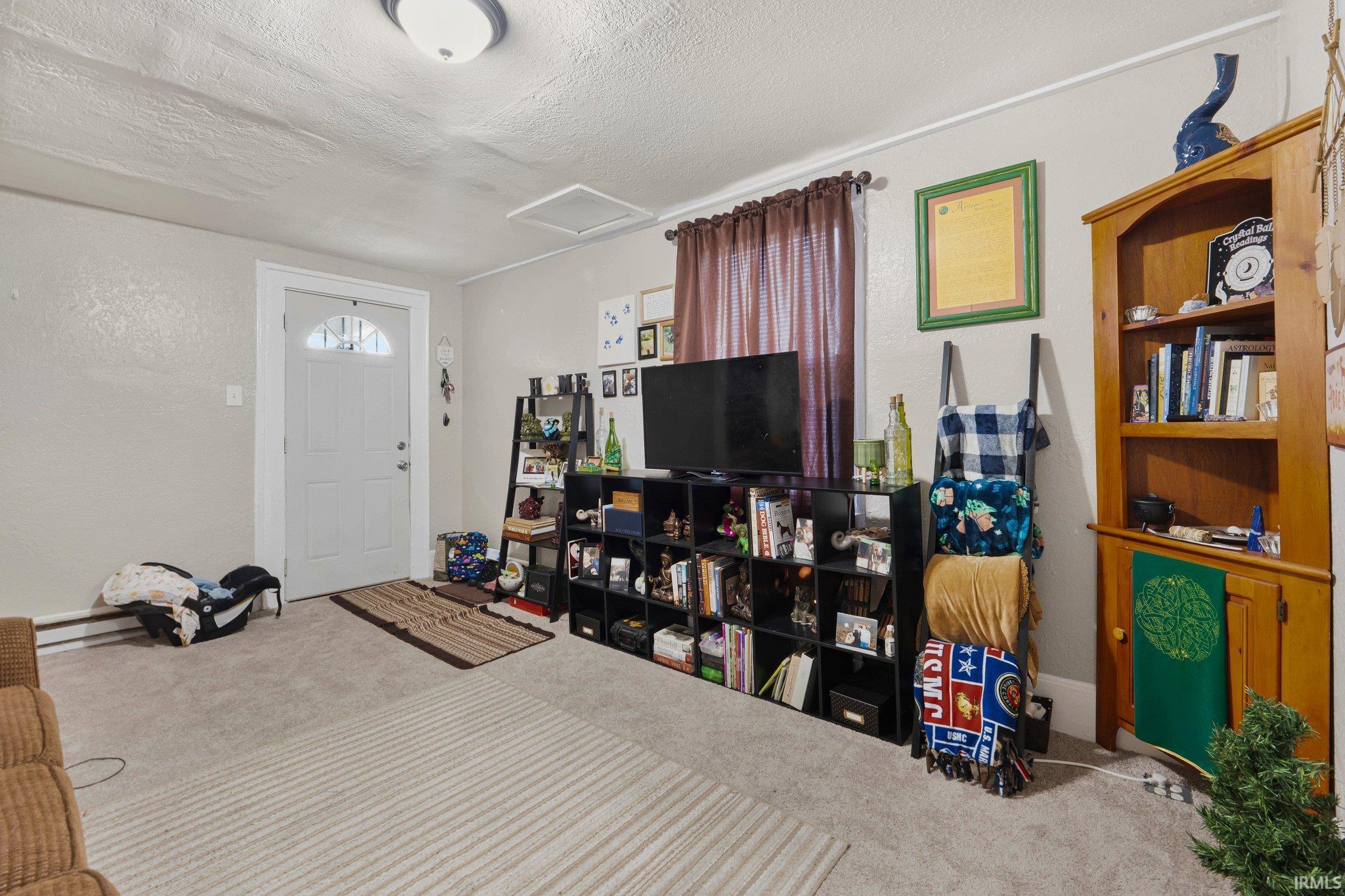 Photo 4 of 307 W Williams Street