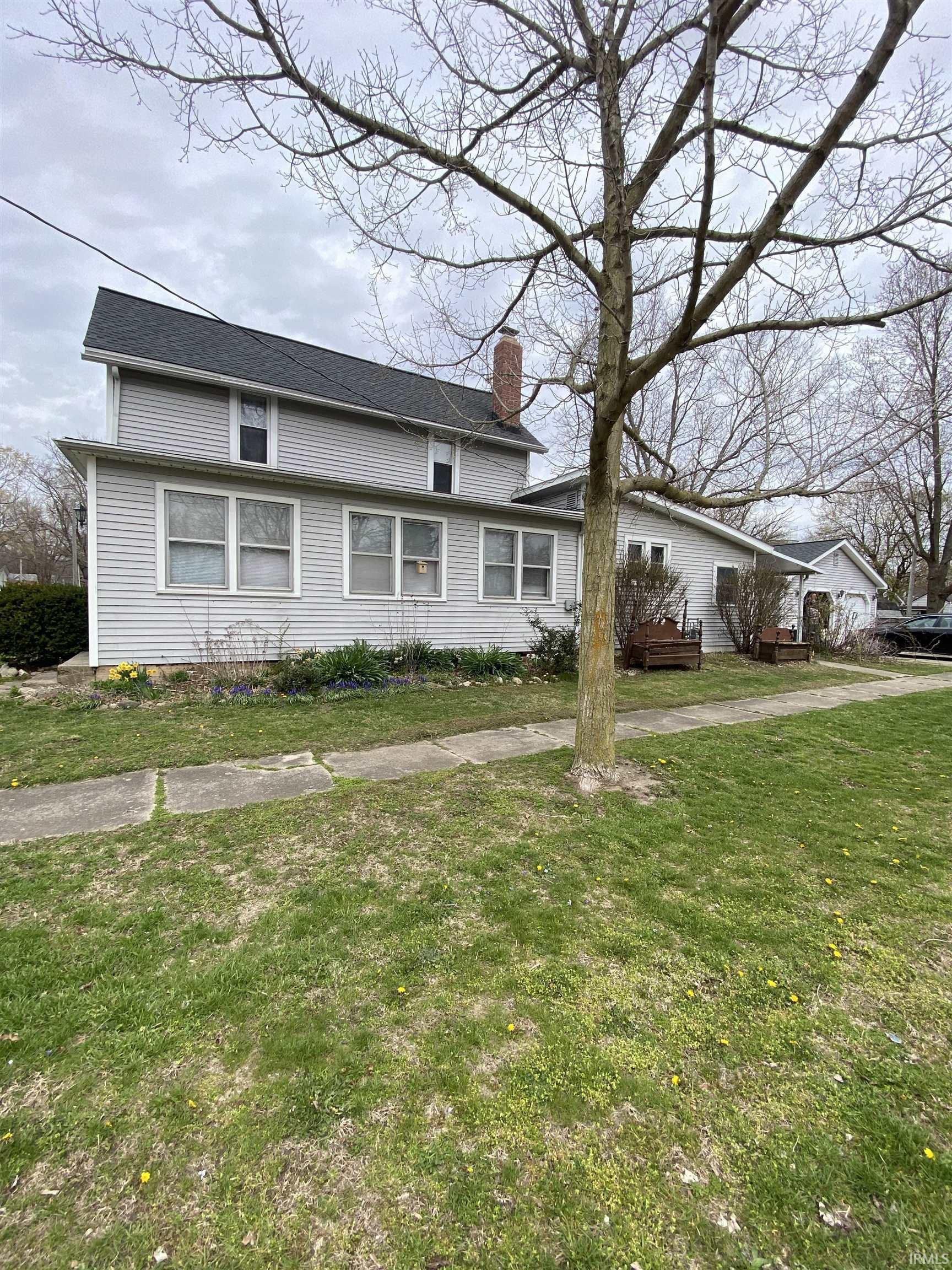 Photo 2 of 102 N Jefferson Street