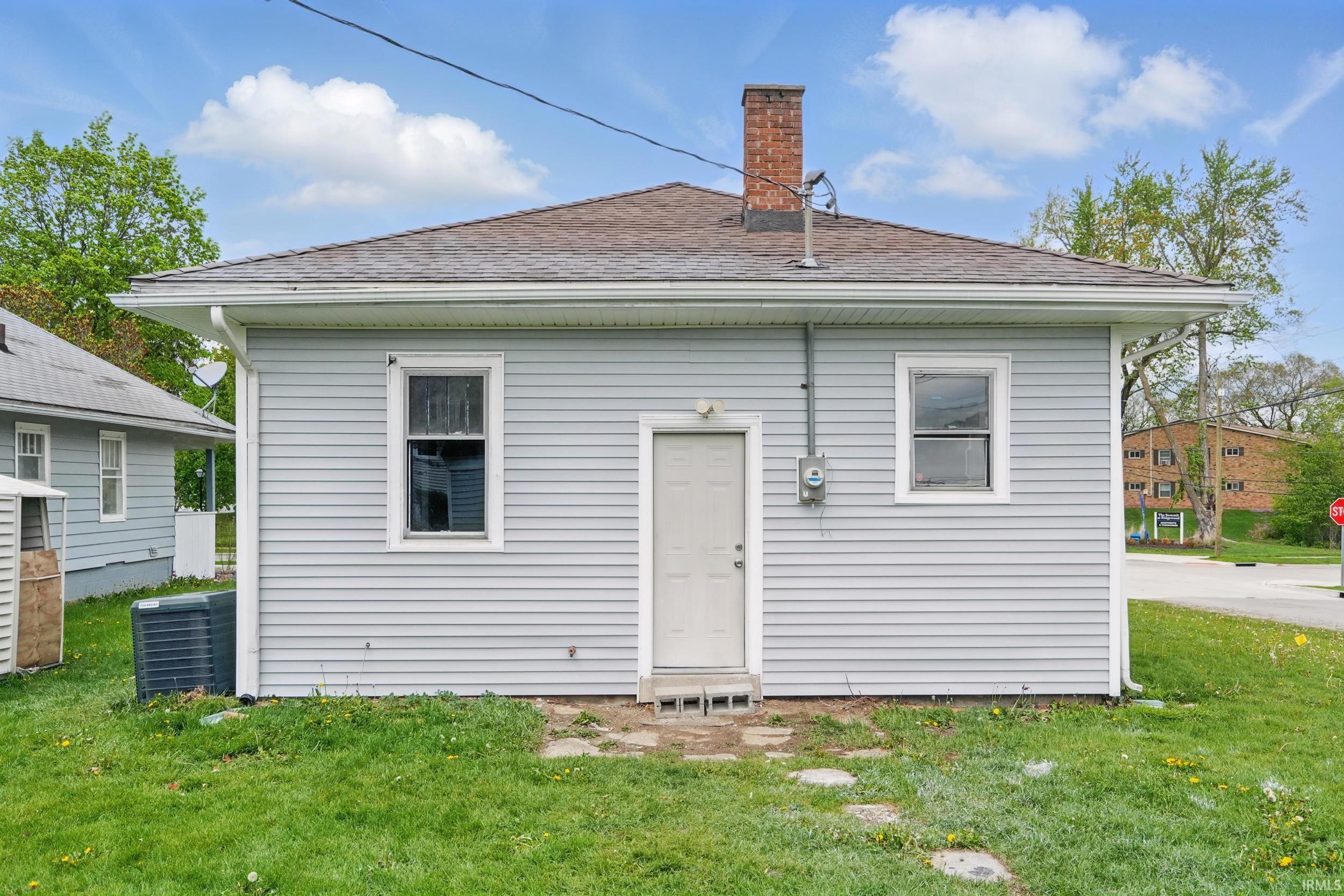 Photo 19 of 738 Ridgewood Drive