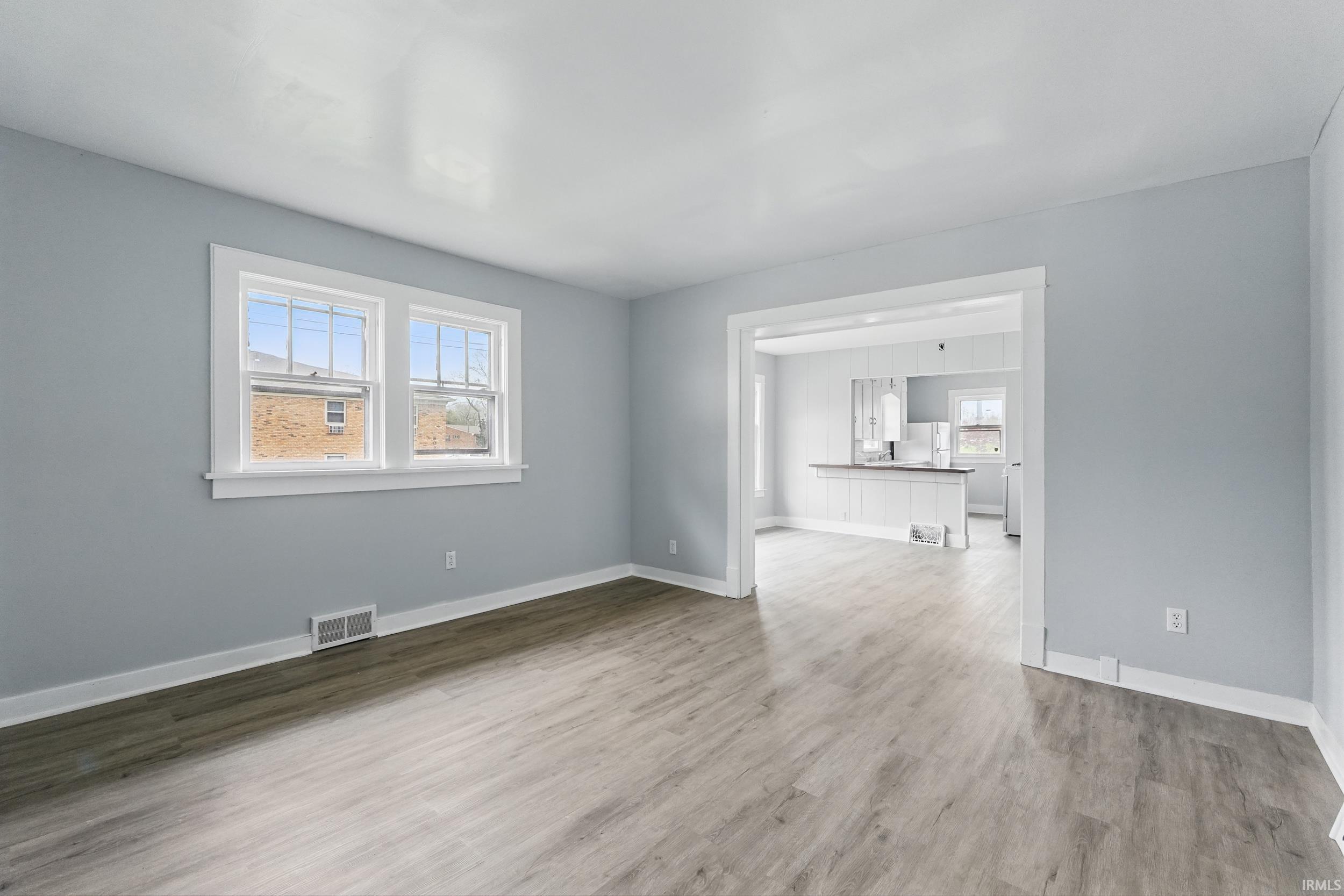 Photo 8 of 738 Ridgewood Drive