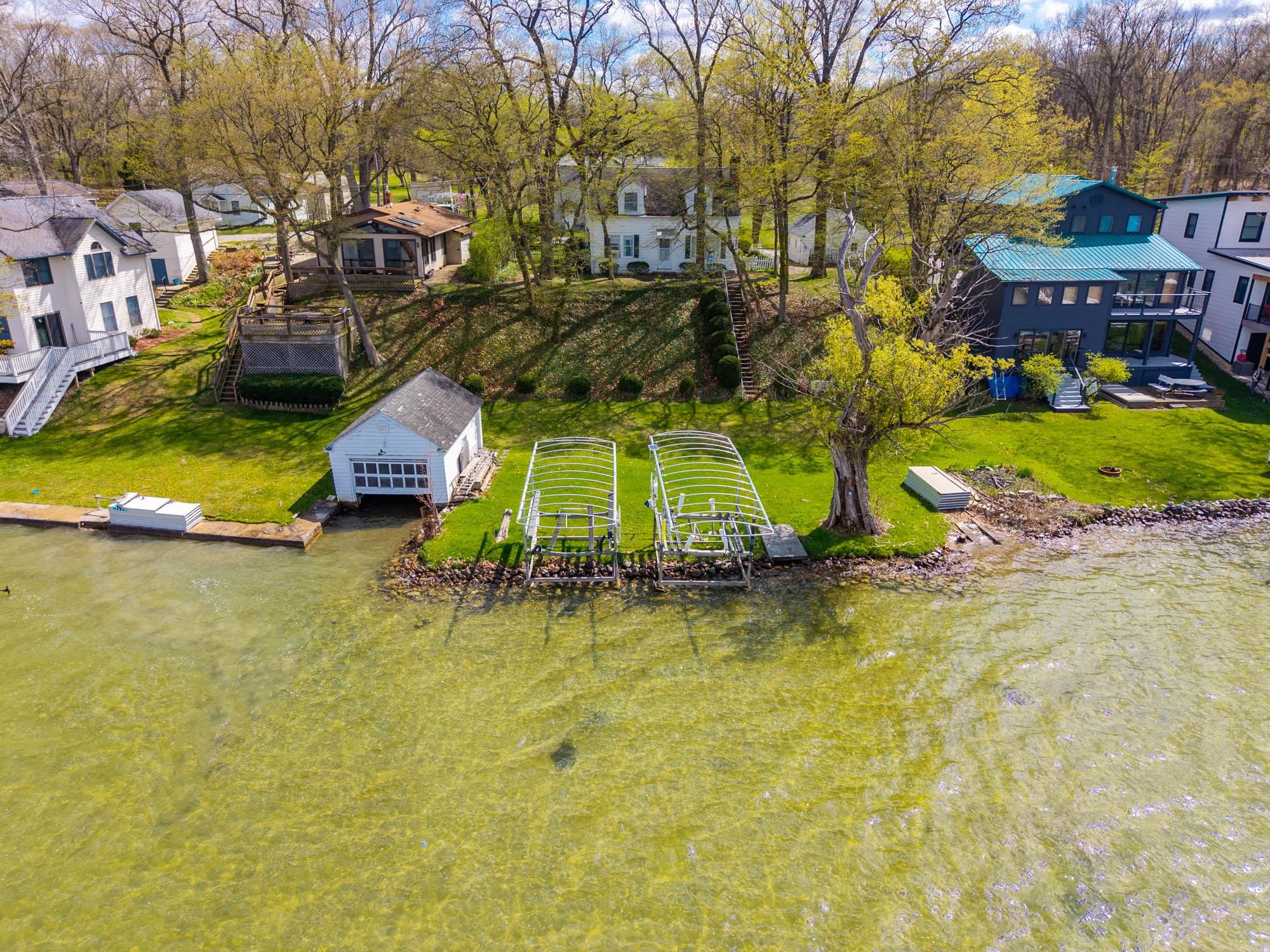 3300 W Shady Side Road, Angola, IN 46703