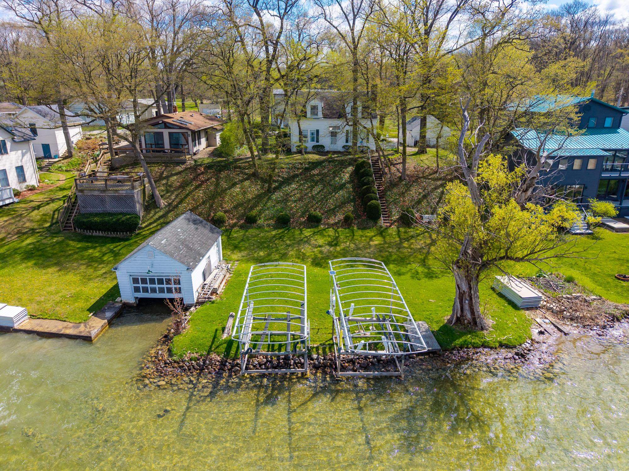 3300 W Shady Side Road, Angola, IN 46703