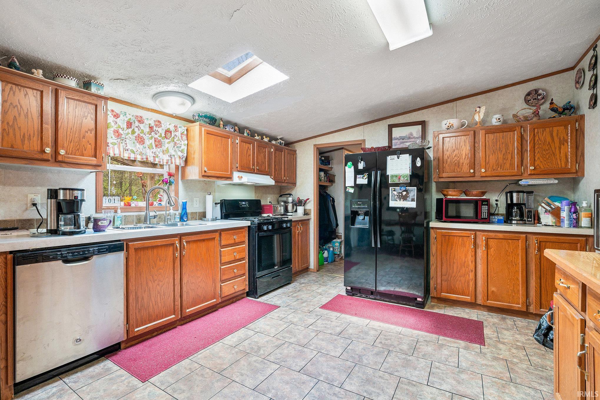 Photo 4 of 4011 W 50 S Road