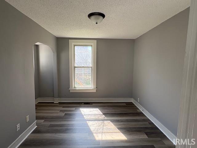 Photo 5 of 914 Forest Avenue