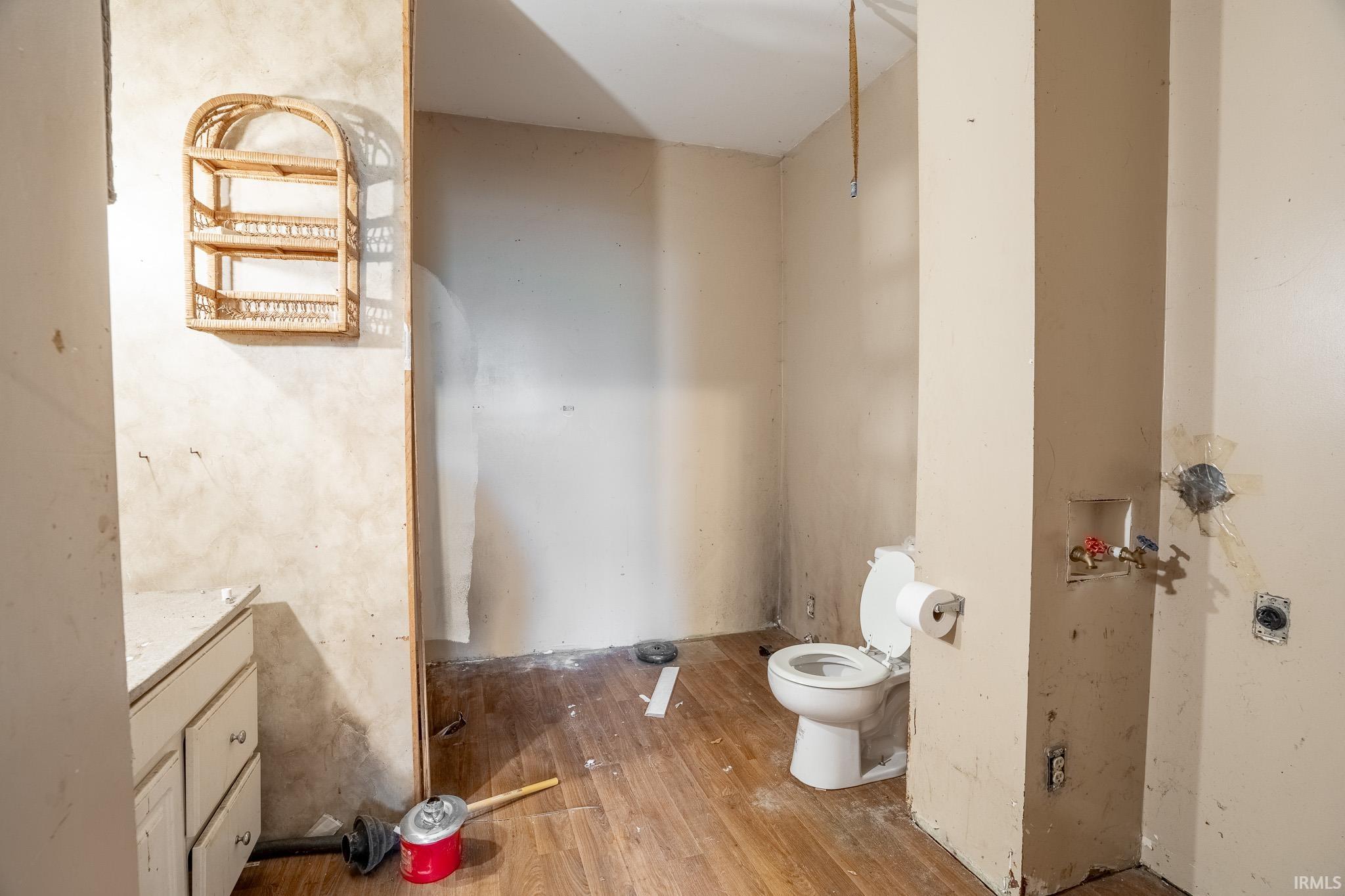 Photo 13 of 470 N Spring Street