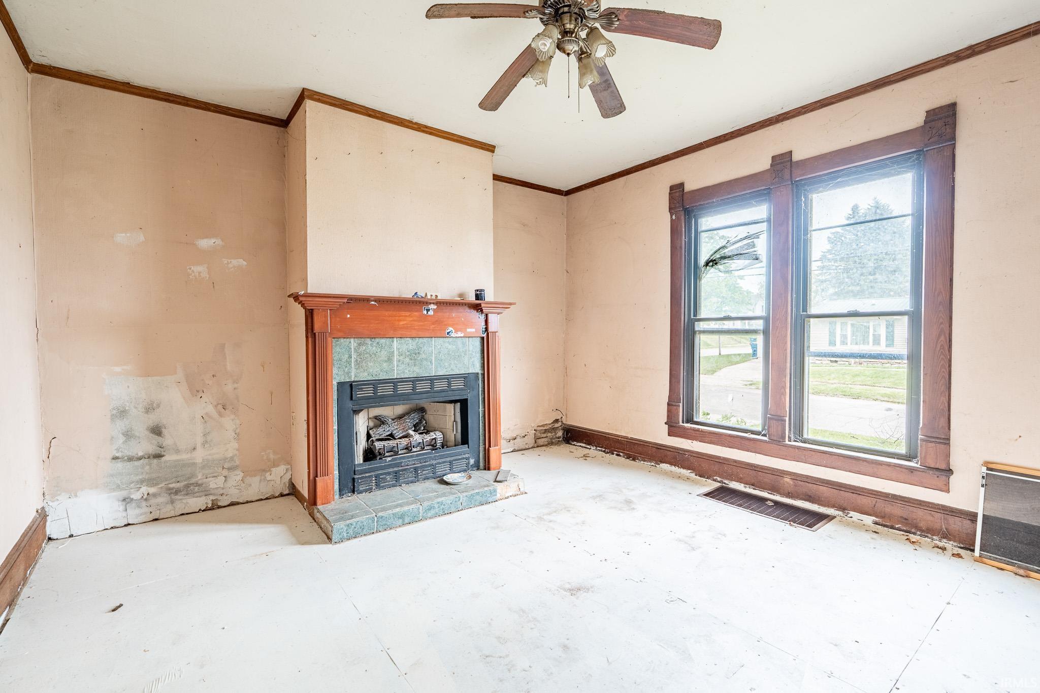Photo 5 of 470 N Spring Street