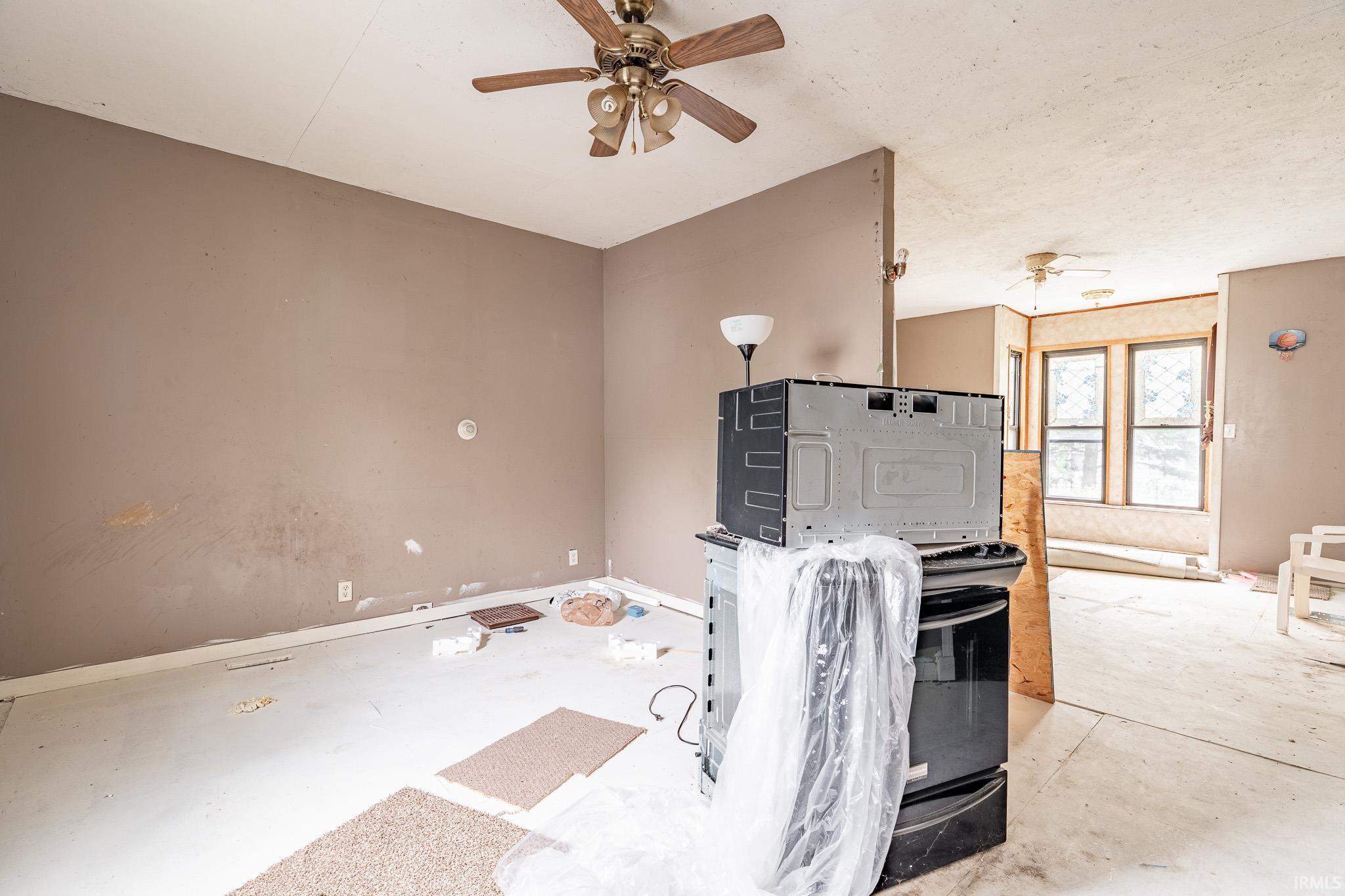 Photo 9 of 470 N Spring Street