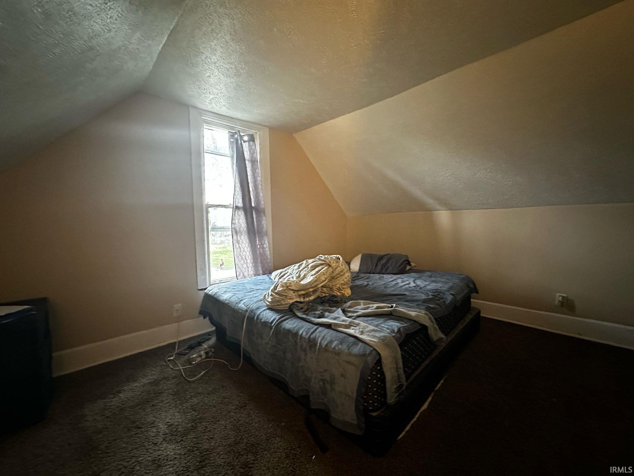 Photo 17 of 733 W Garfield Avenue
