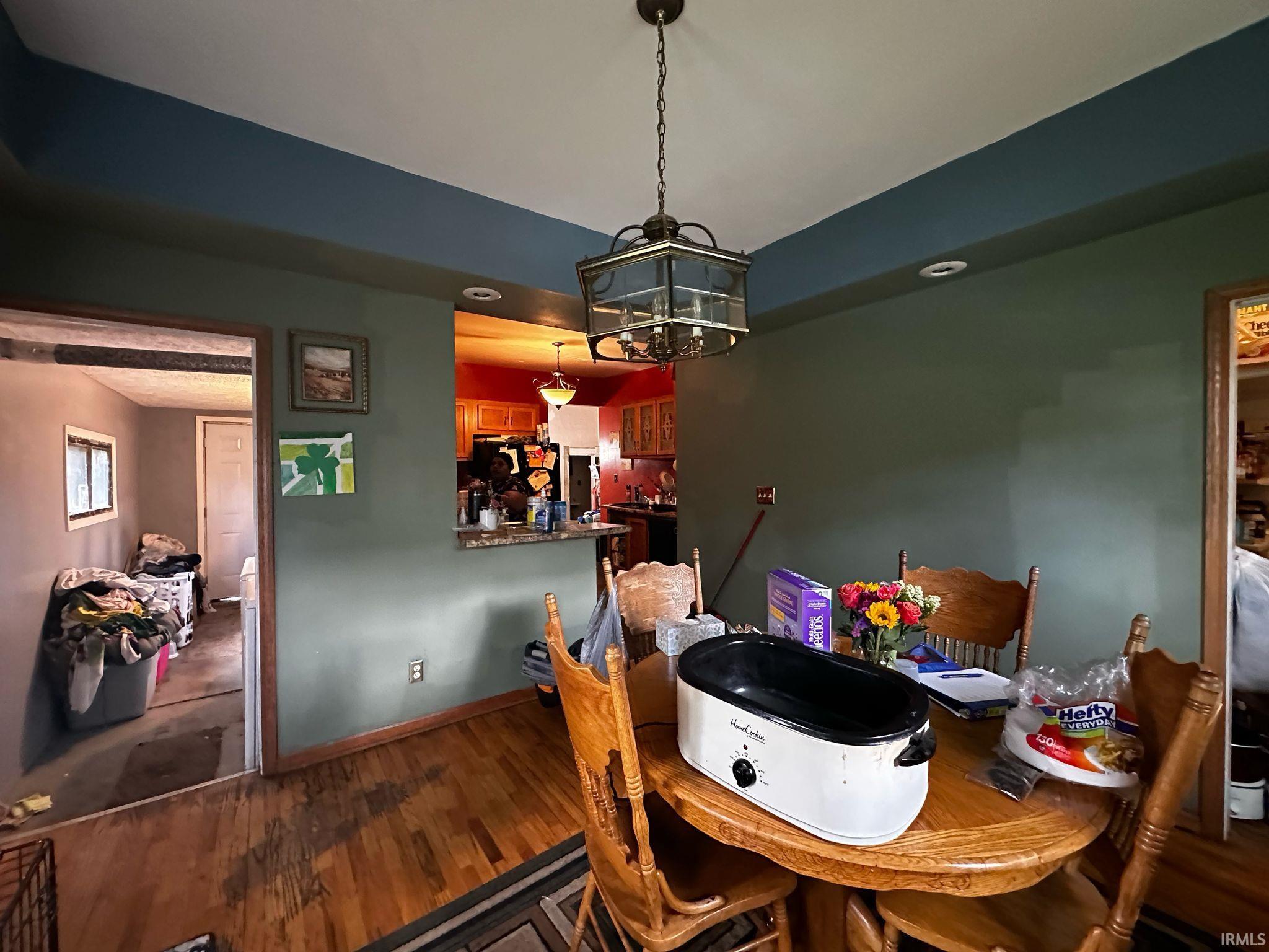Photo 19 of 733 W Garfield Avenue