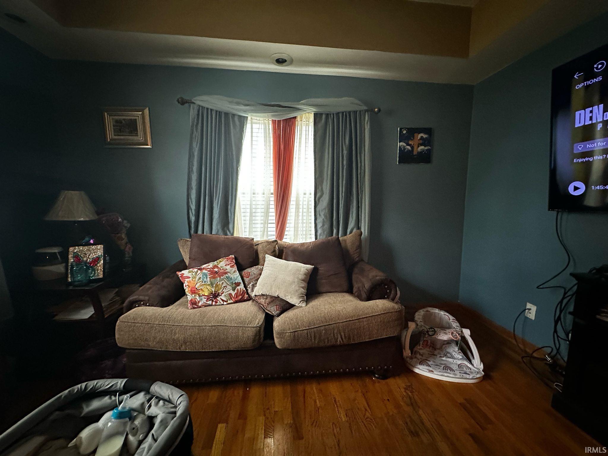 Photo 23 of 733 W Garfield Avenue