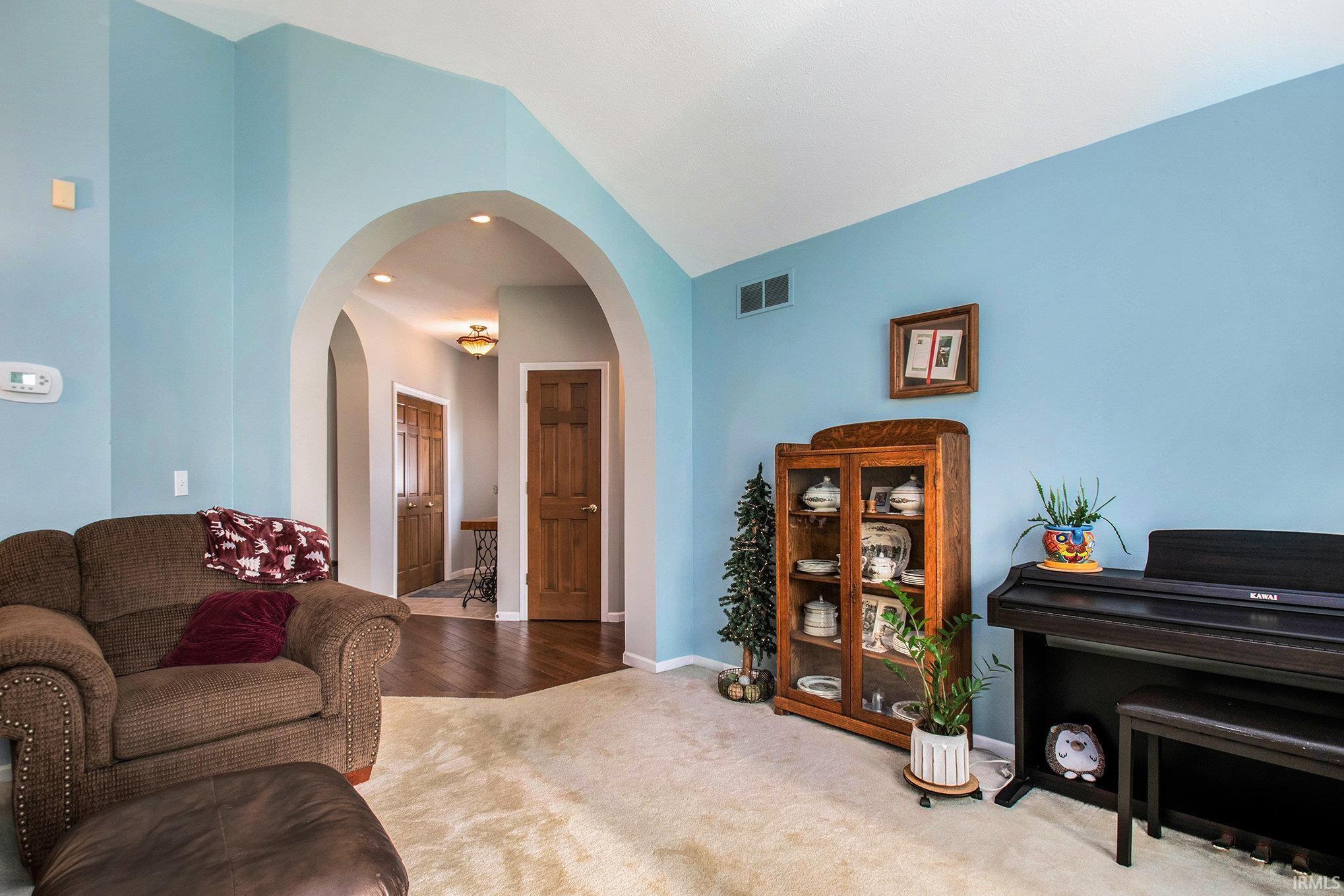 Photo 3 of 1607 Brookstone Court