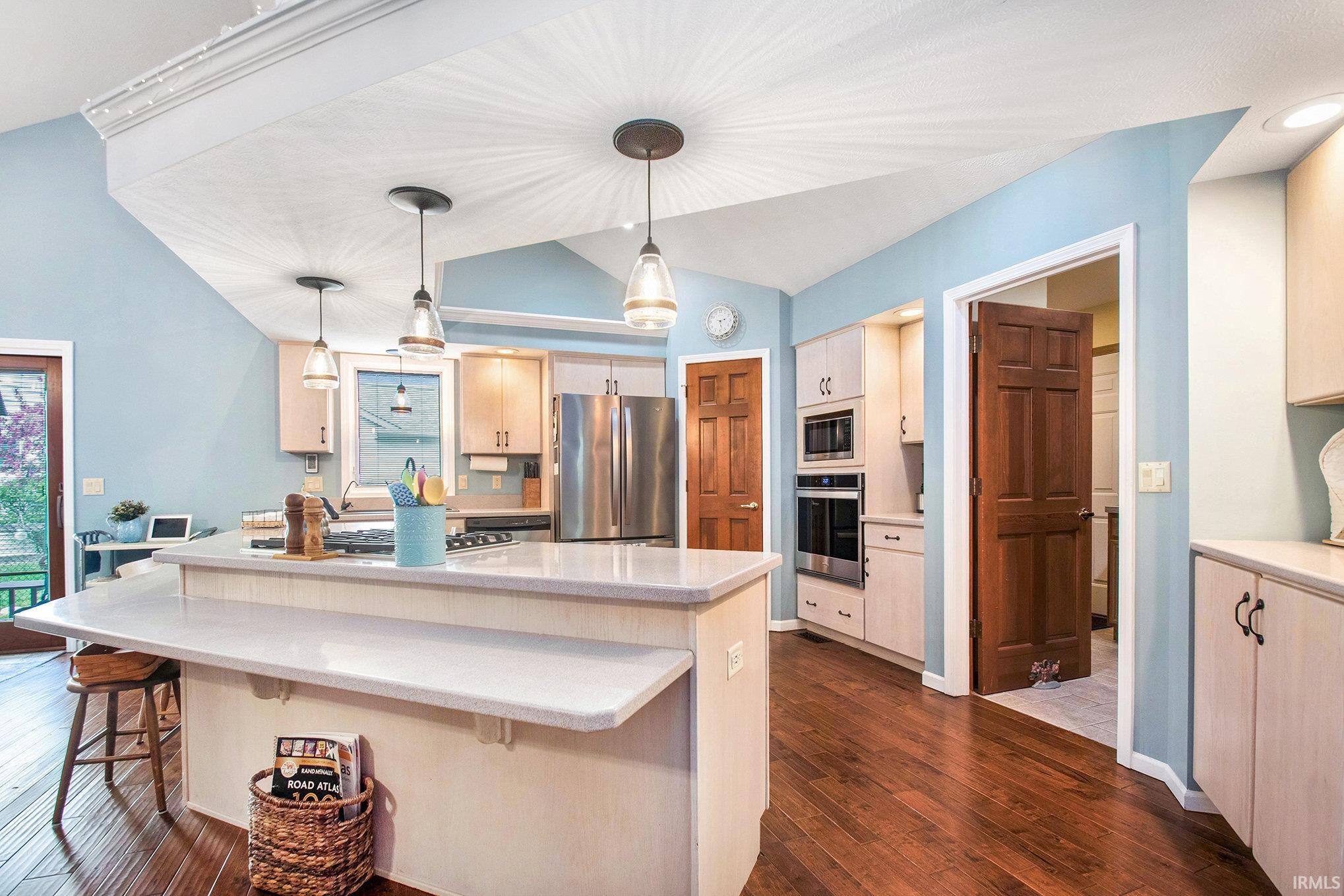 Photo 4 of 1607 Brookstone Court
