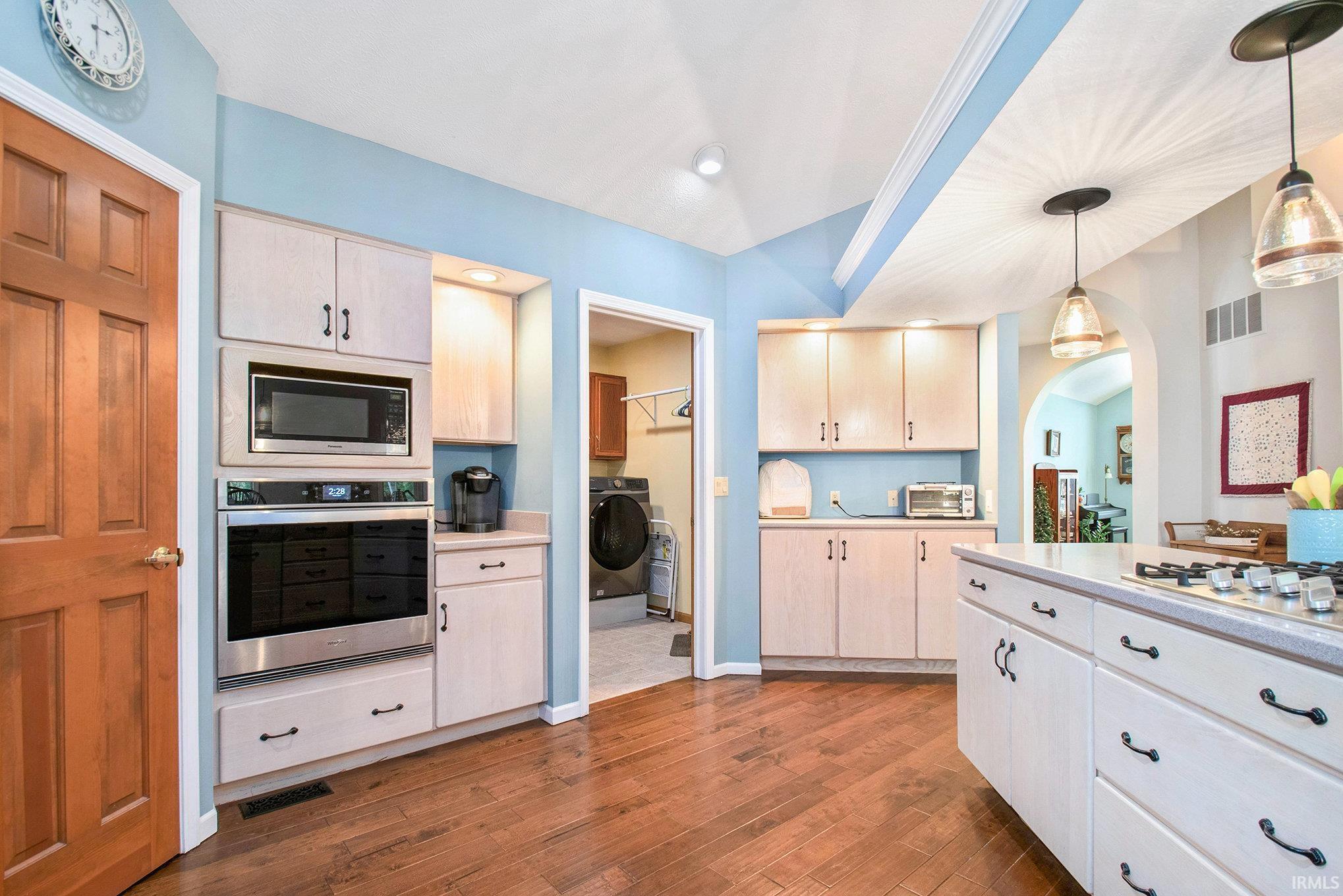 Photo 6 of 1607 Brookstone Court