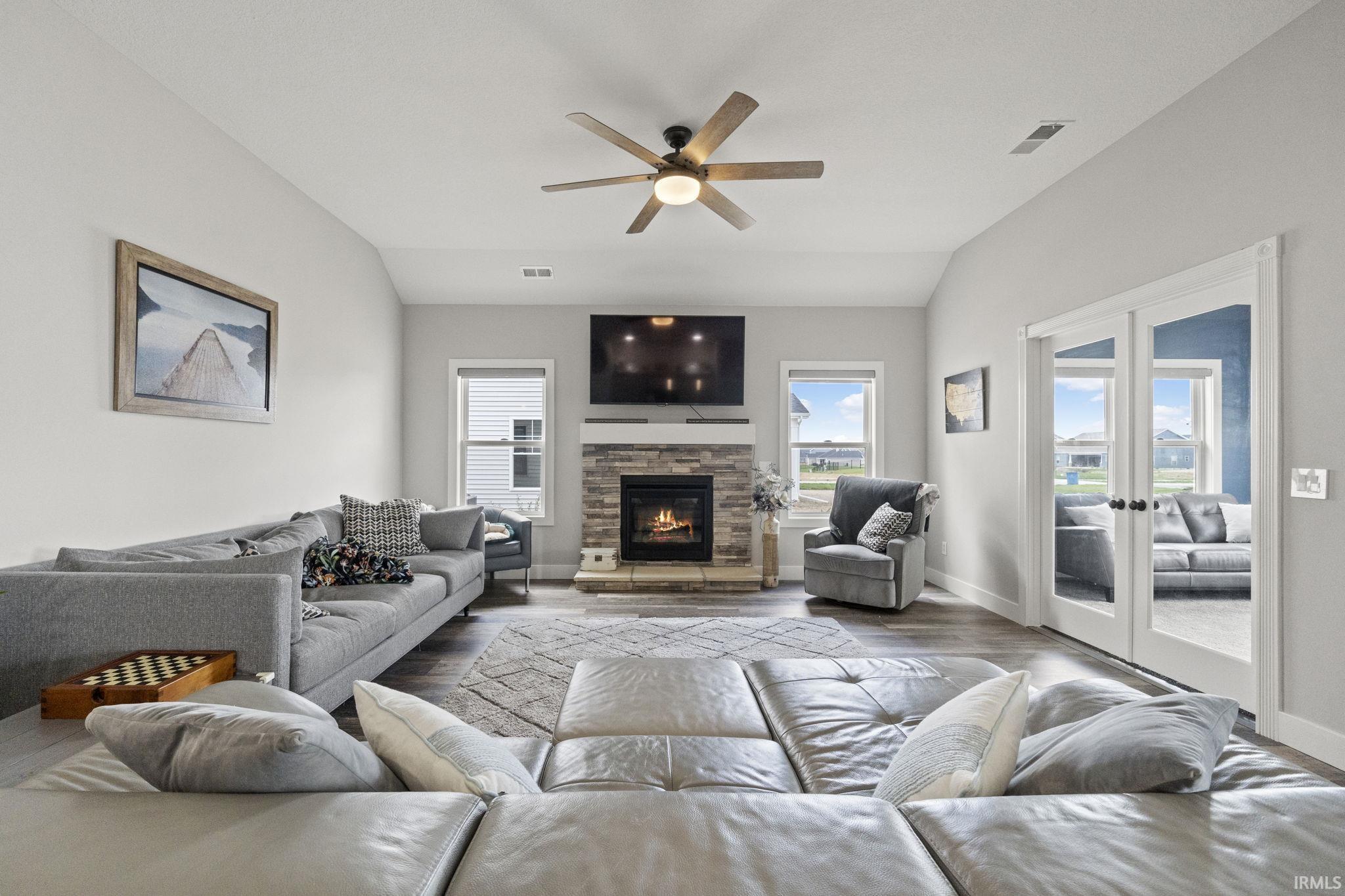 Photo 16 of 936 Switchfoot Drive