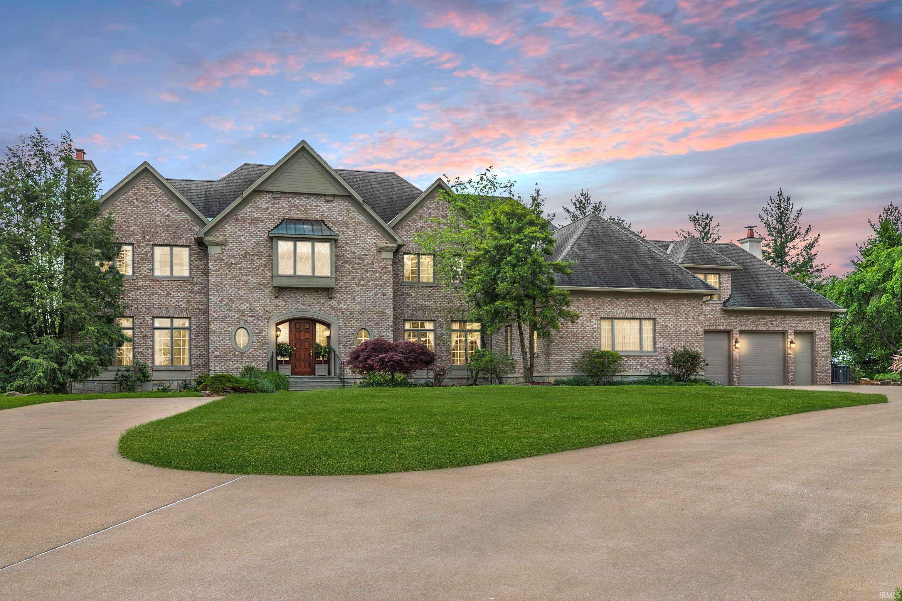 Homes for sale in Jasper, IN | 13 Rolling Ridge Ct, Jasper, IN 47546 | MLS# 202516120