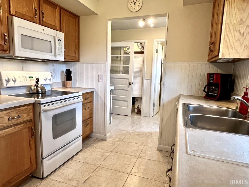 Photo 1 of 5322 Maplecrest Road