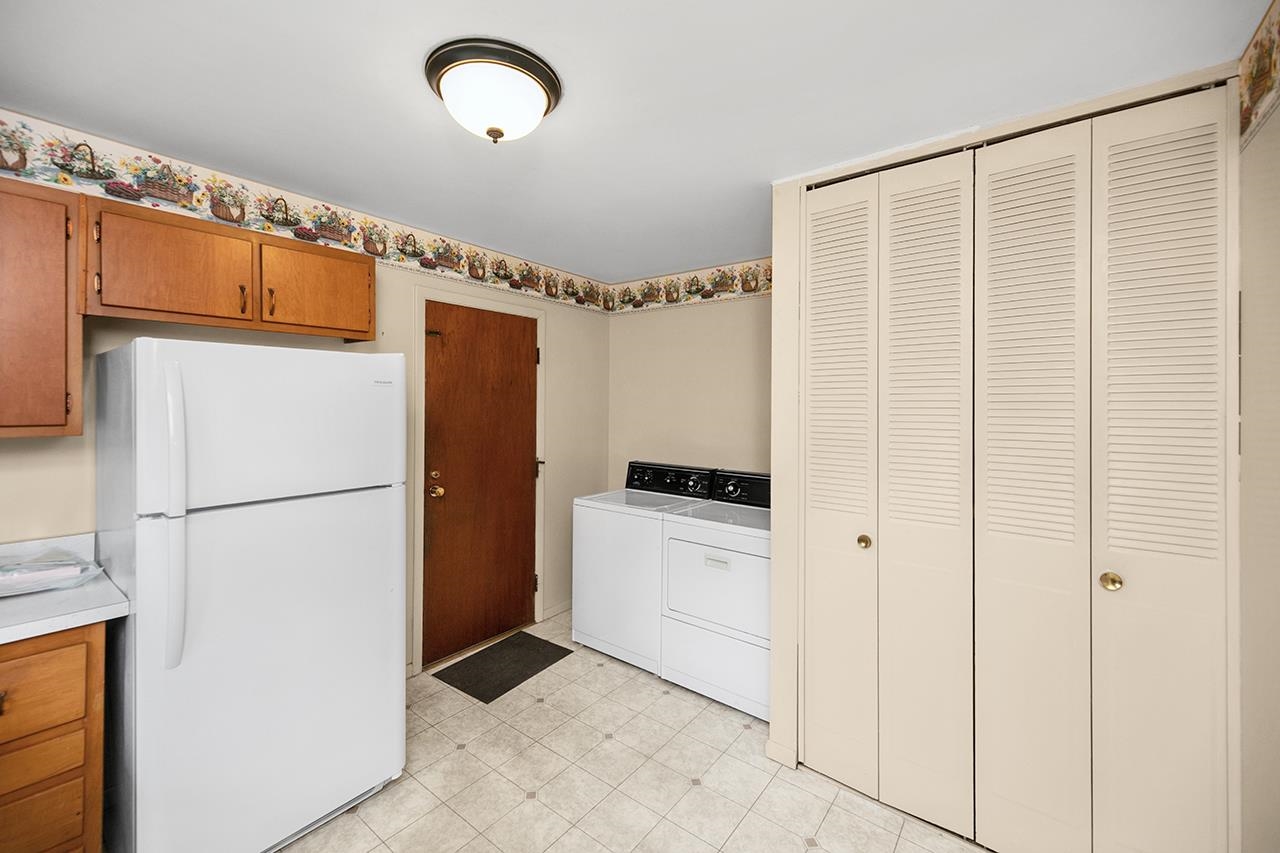 Photo 14 of 545 Jay Dee Street