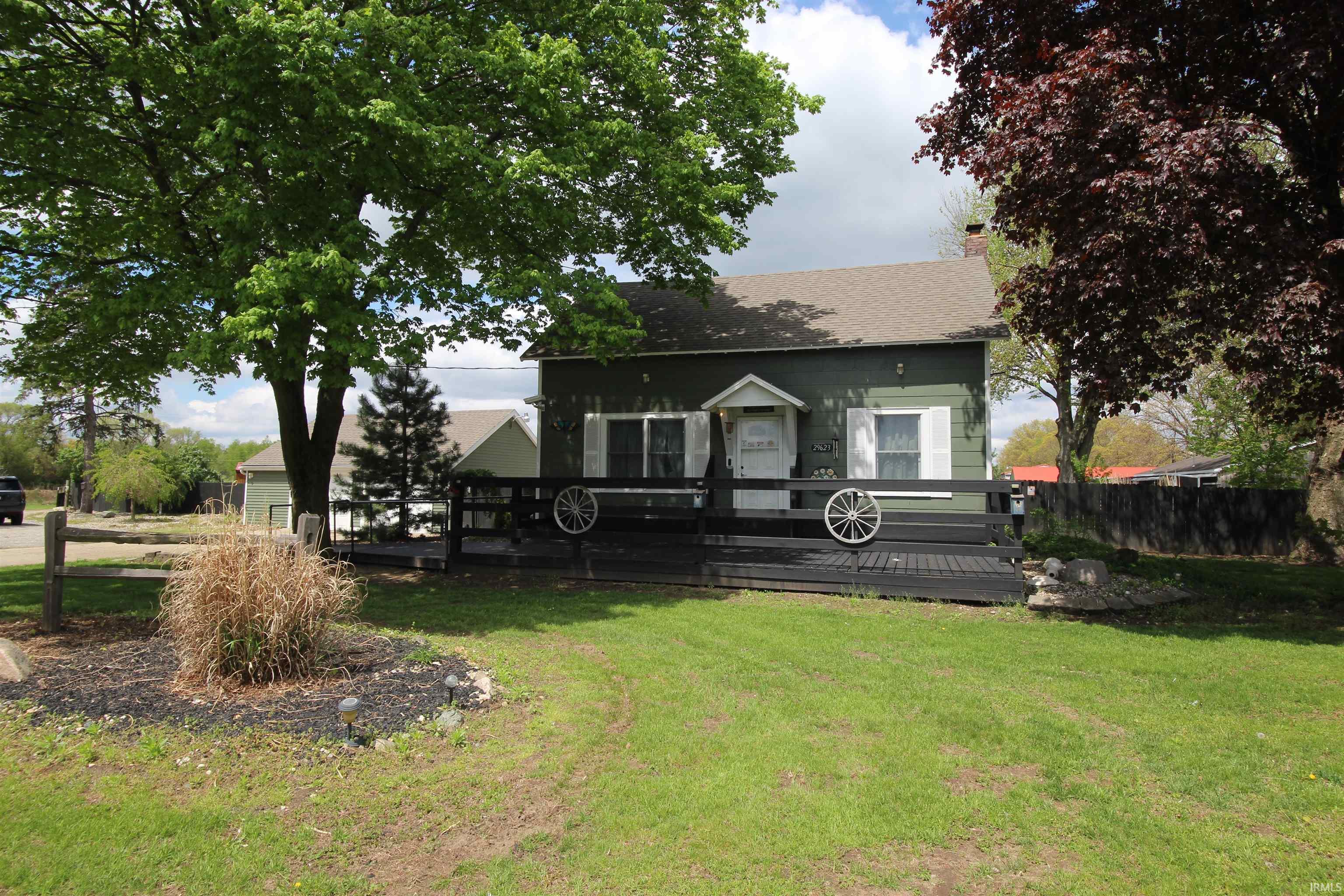 Homes for sale in Elkhart, IN | 29623 County Road 6 Road, Elkhart, IN 46514 | MLS# 202516148