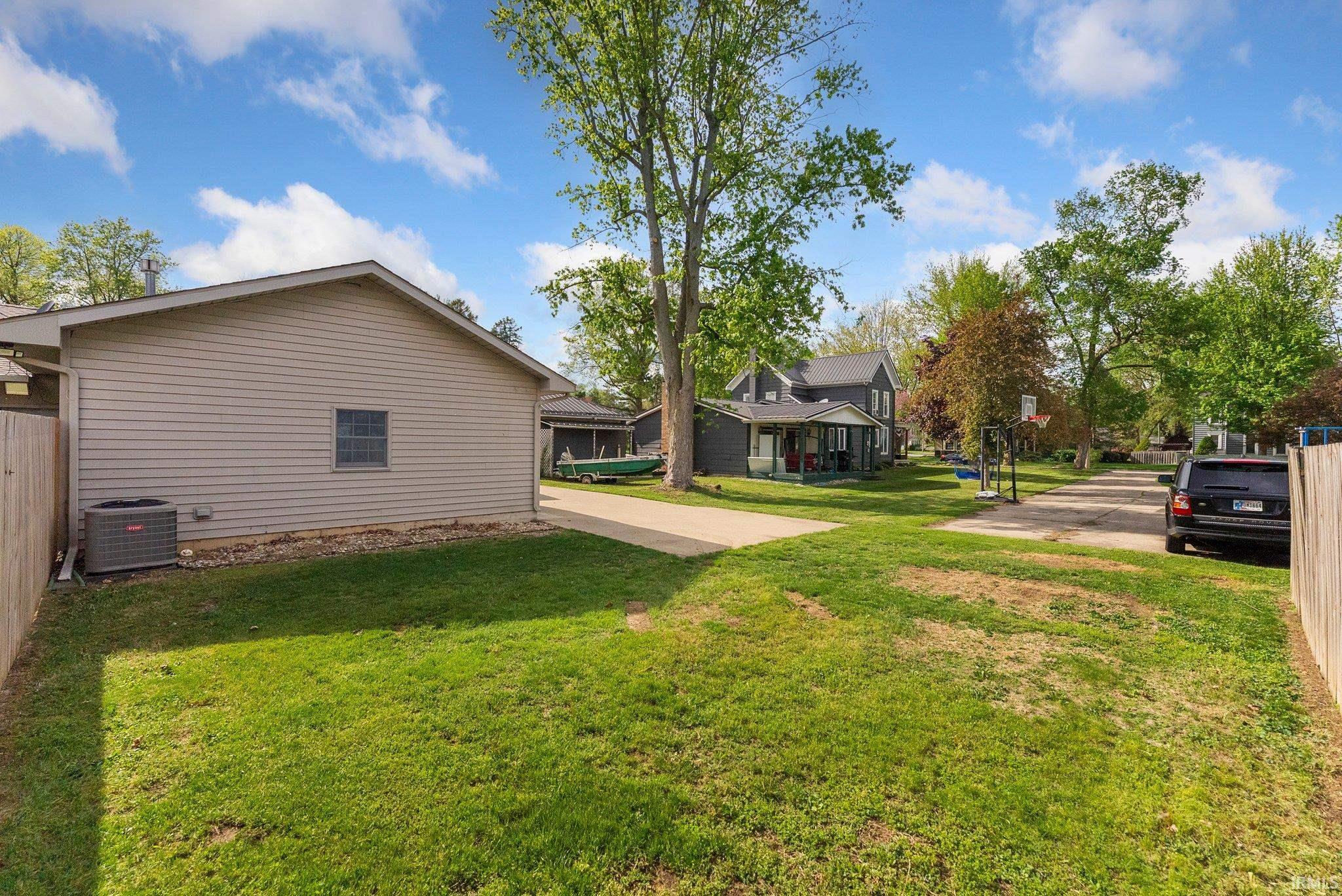 Property Photo 32
