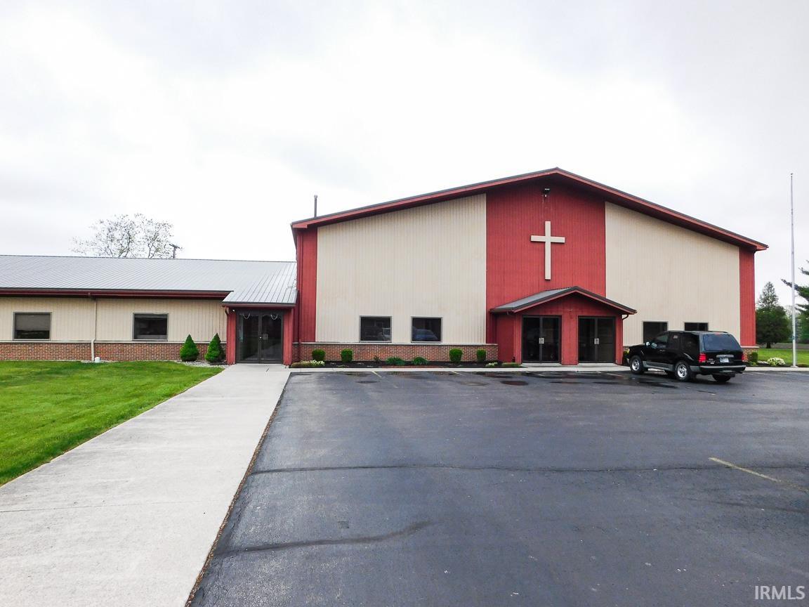 Photo 2 of 1621 S 350 E