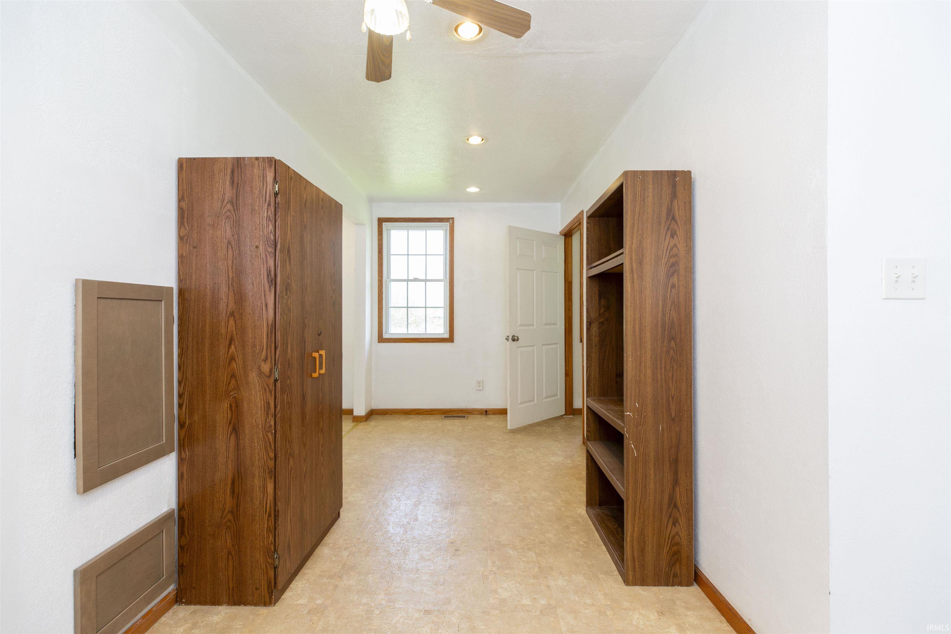 Photo 14 of 3220 E Jackson Boulevard