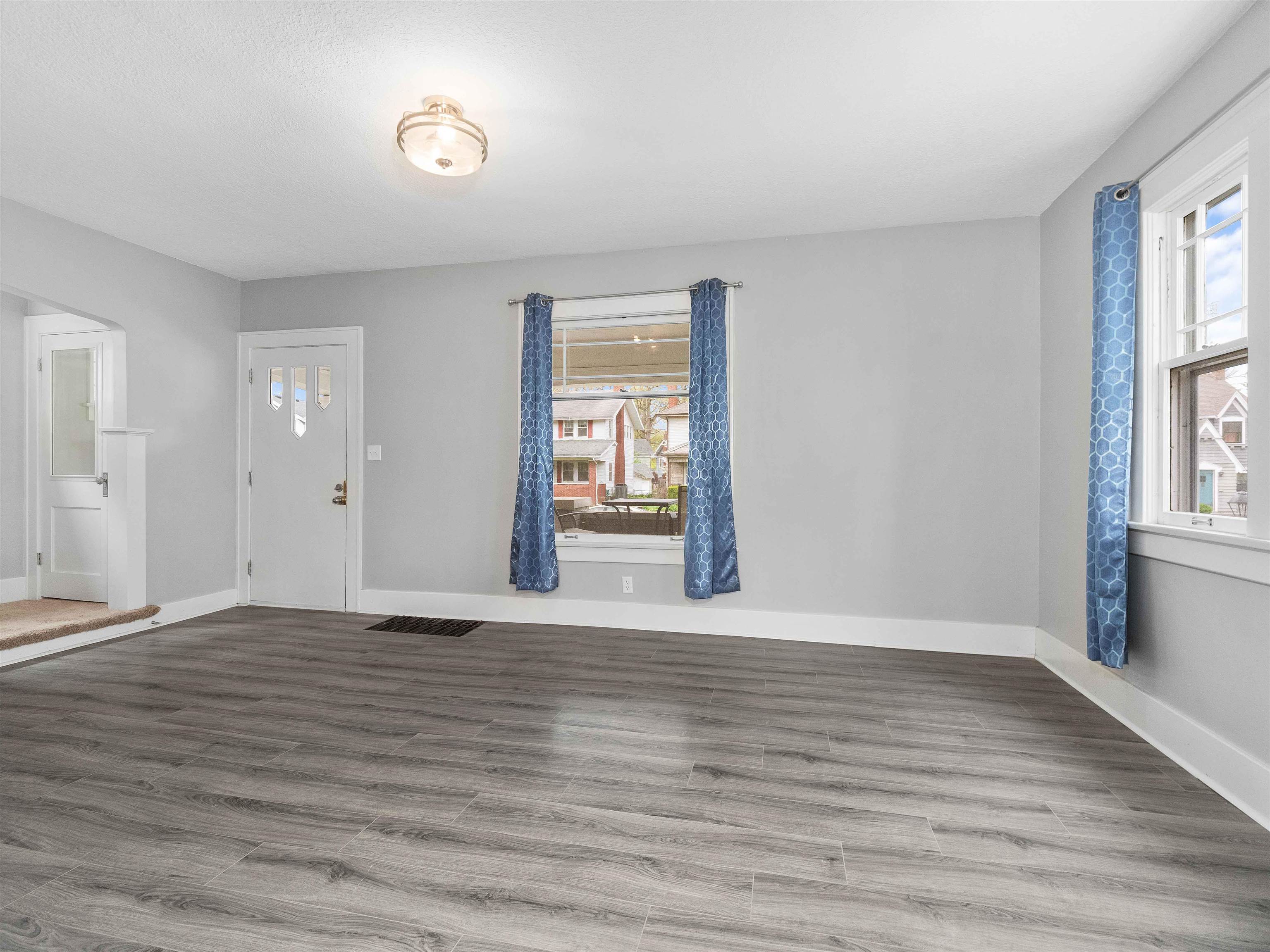 Photo 13 of 4215 TACOMA Avenue